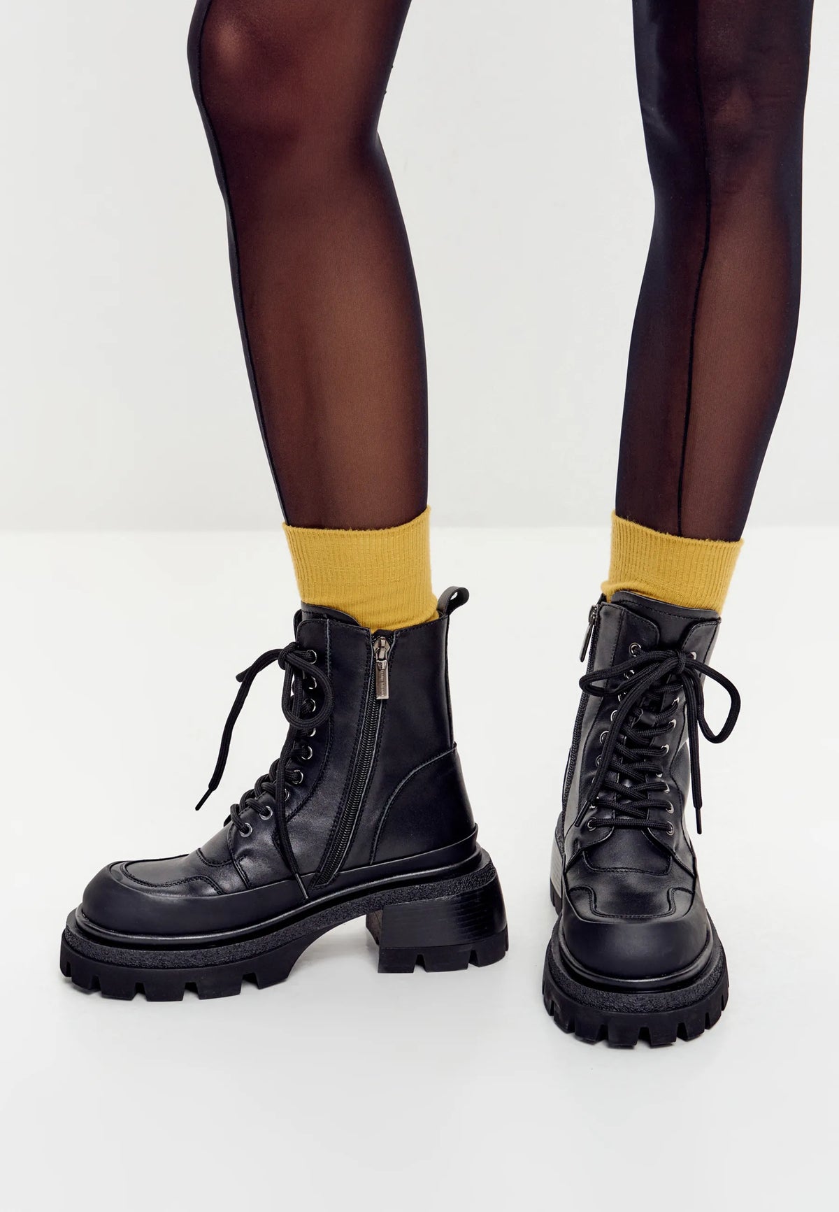 Core Crater Combat Boot