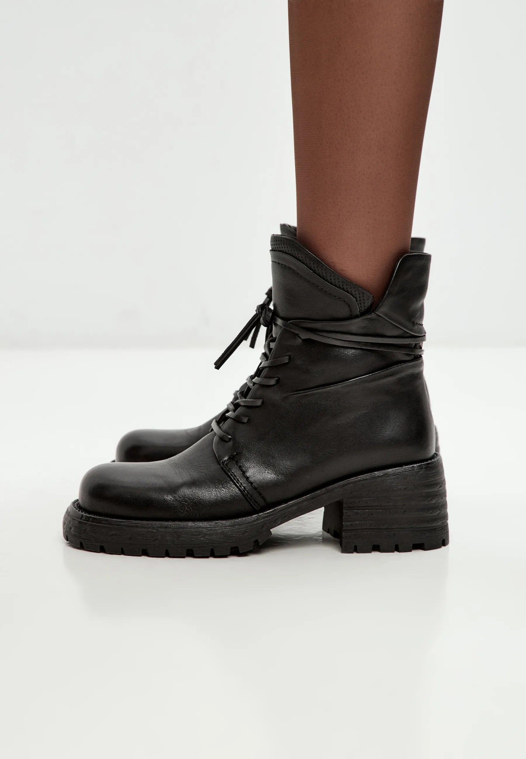 Rogue Lace-Up Ankle Boots