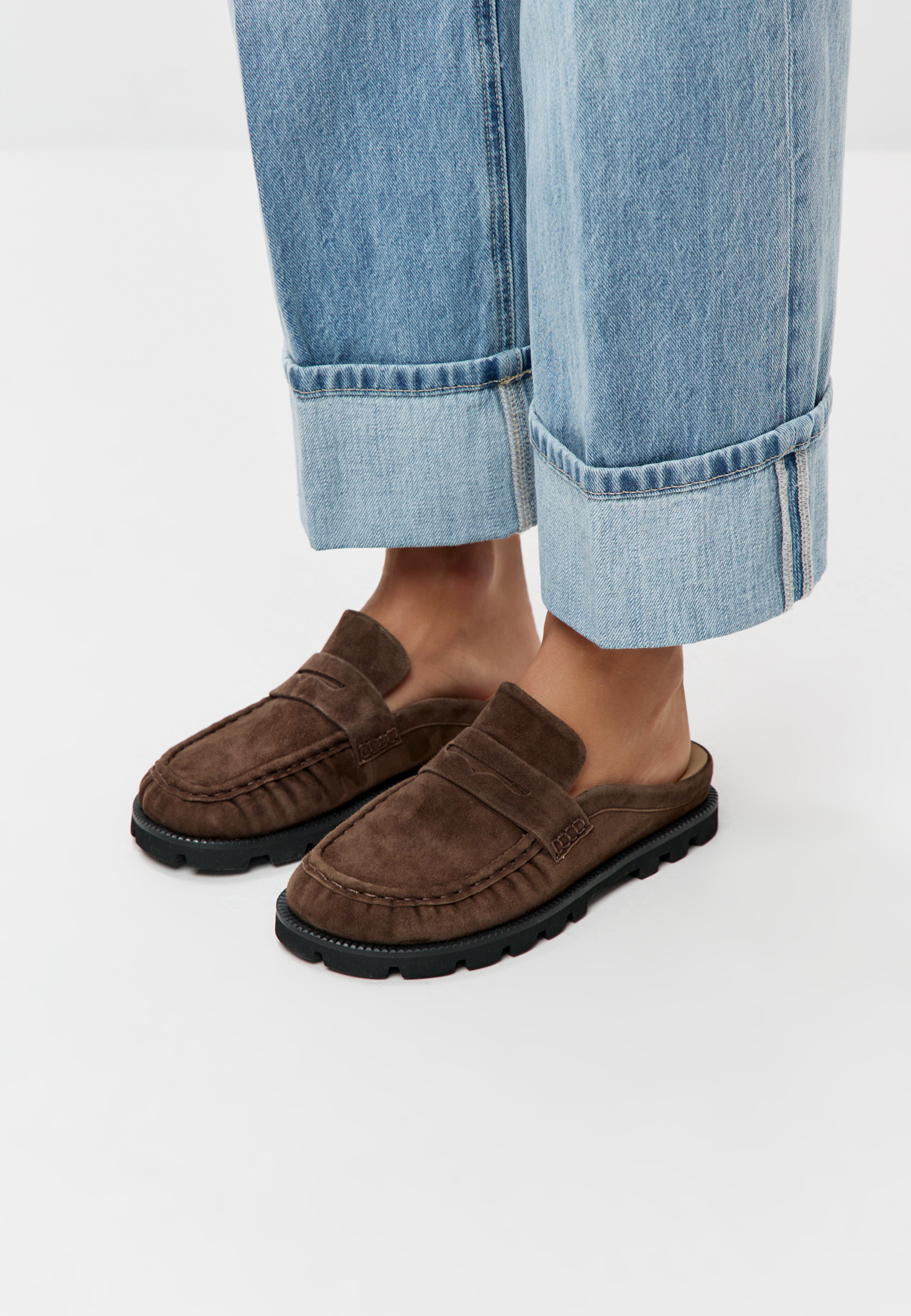 Trail Ease Suede Mules – Brown