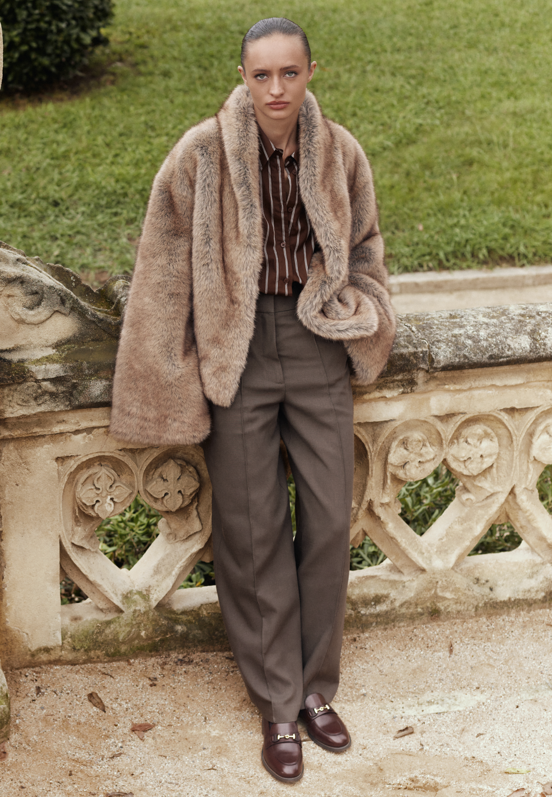 Cropped Faux Fur Jacket – Brown