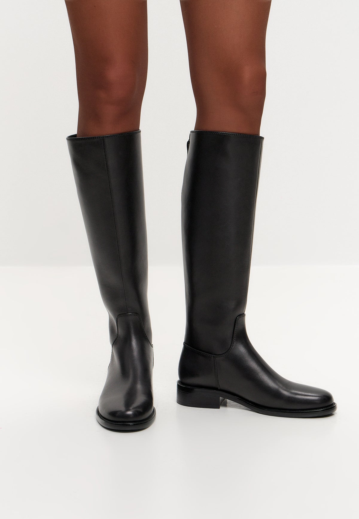 Kniehohe Reitstiefel aus Leder – Schwarz