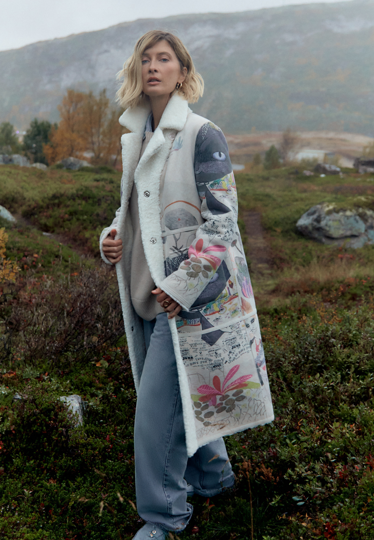 Reversible Printed Coat Catty - White