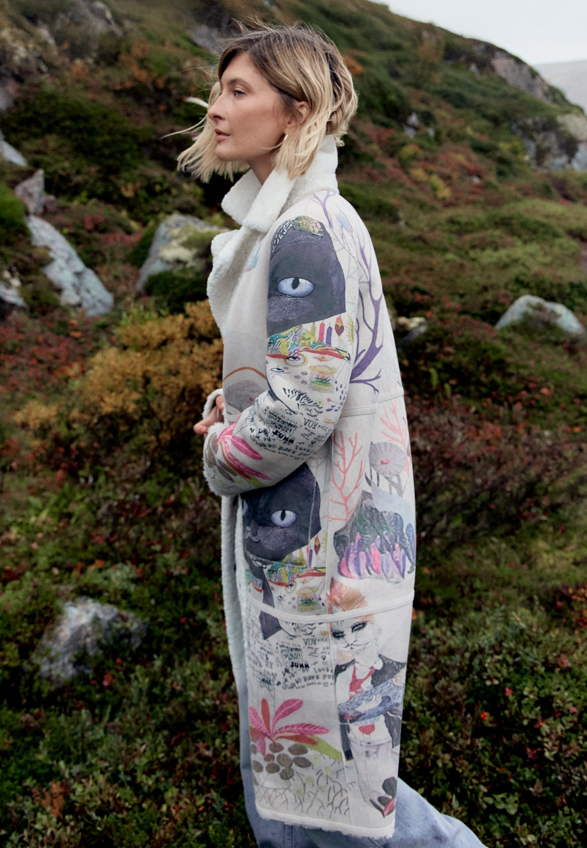Reversible Printed Coat Catty - White