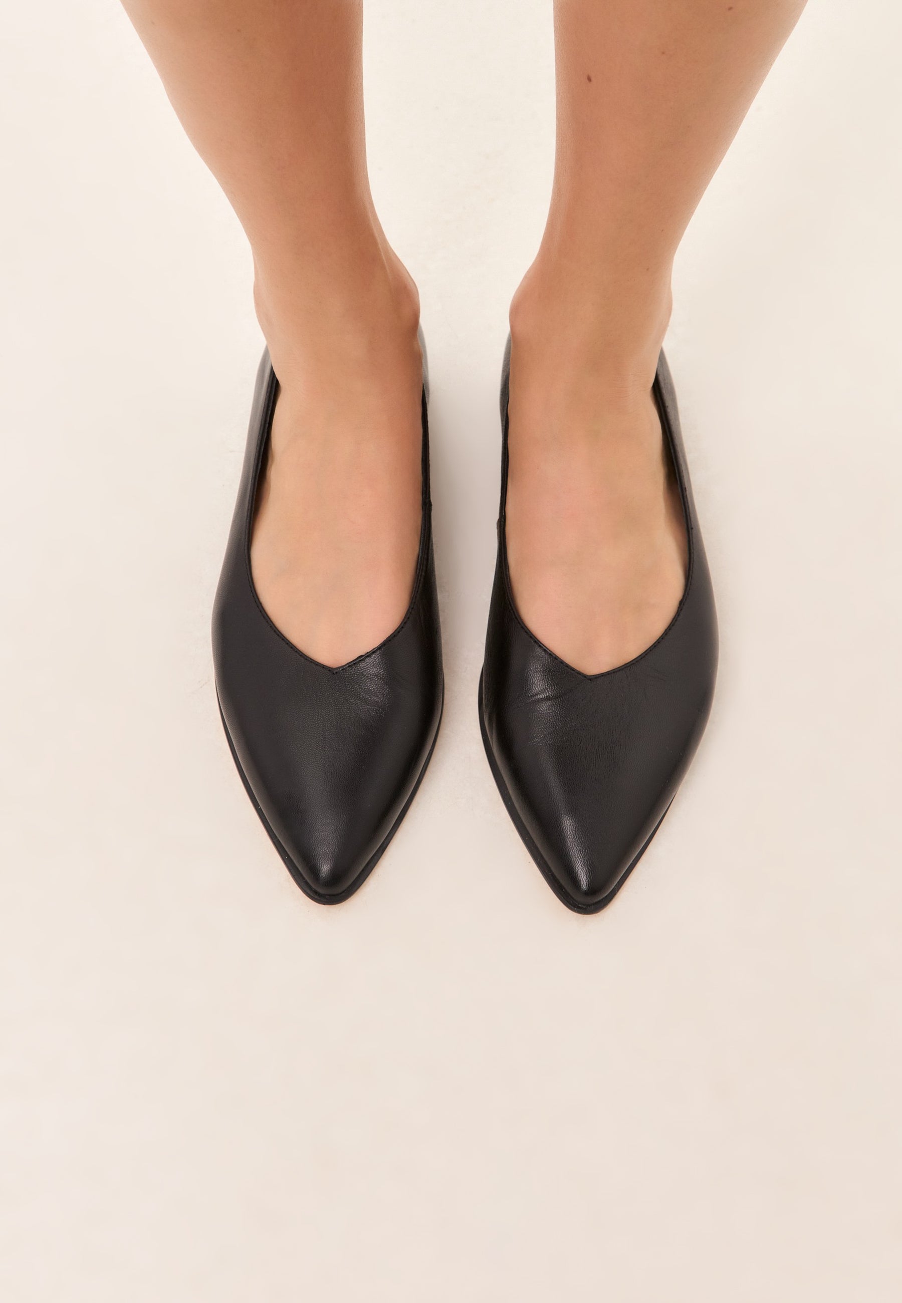 Classic Black Pointed-Toe Ballet Flats - Black