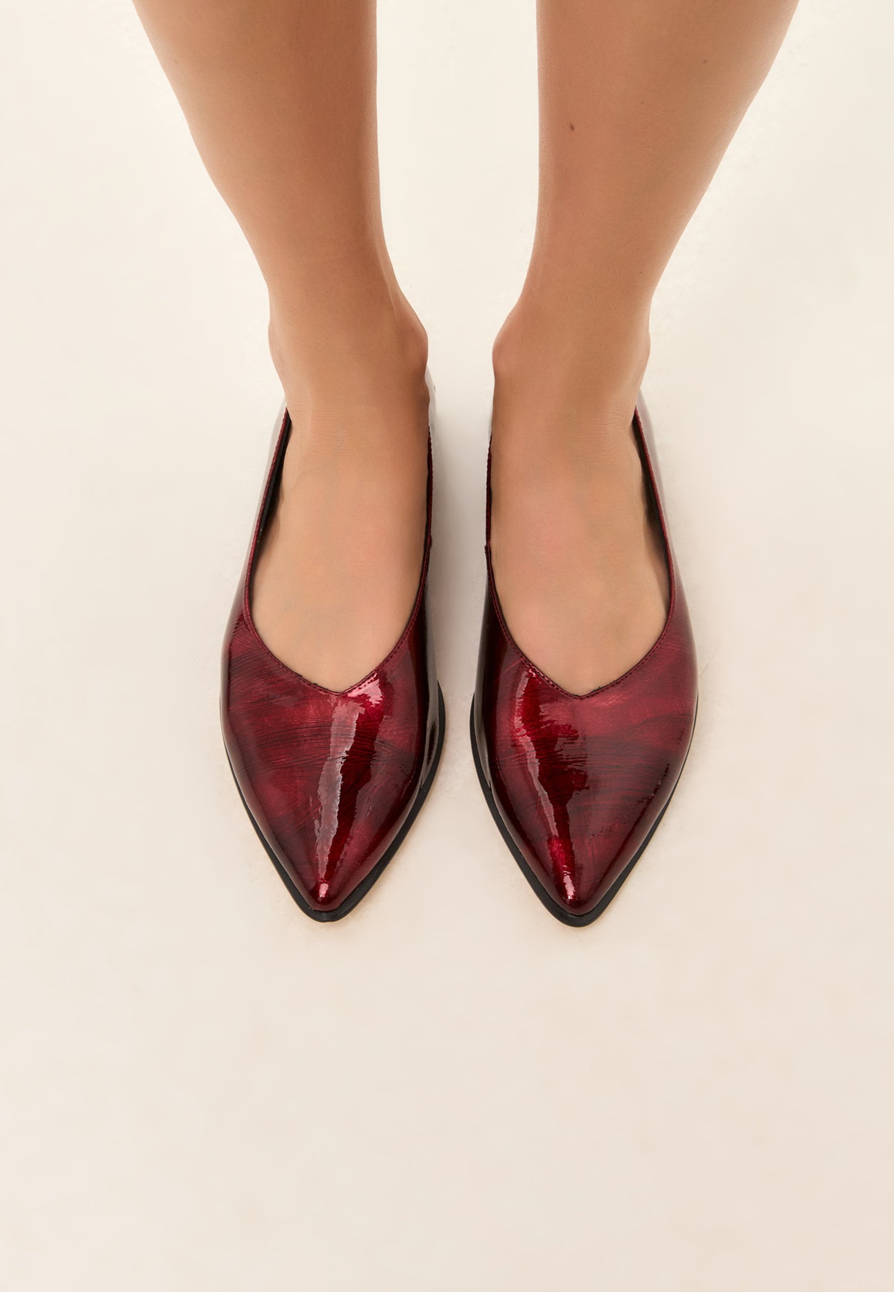 Classic Black Pointed-Toe Ballet Flats - Bordeaux