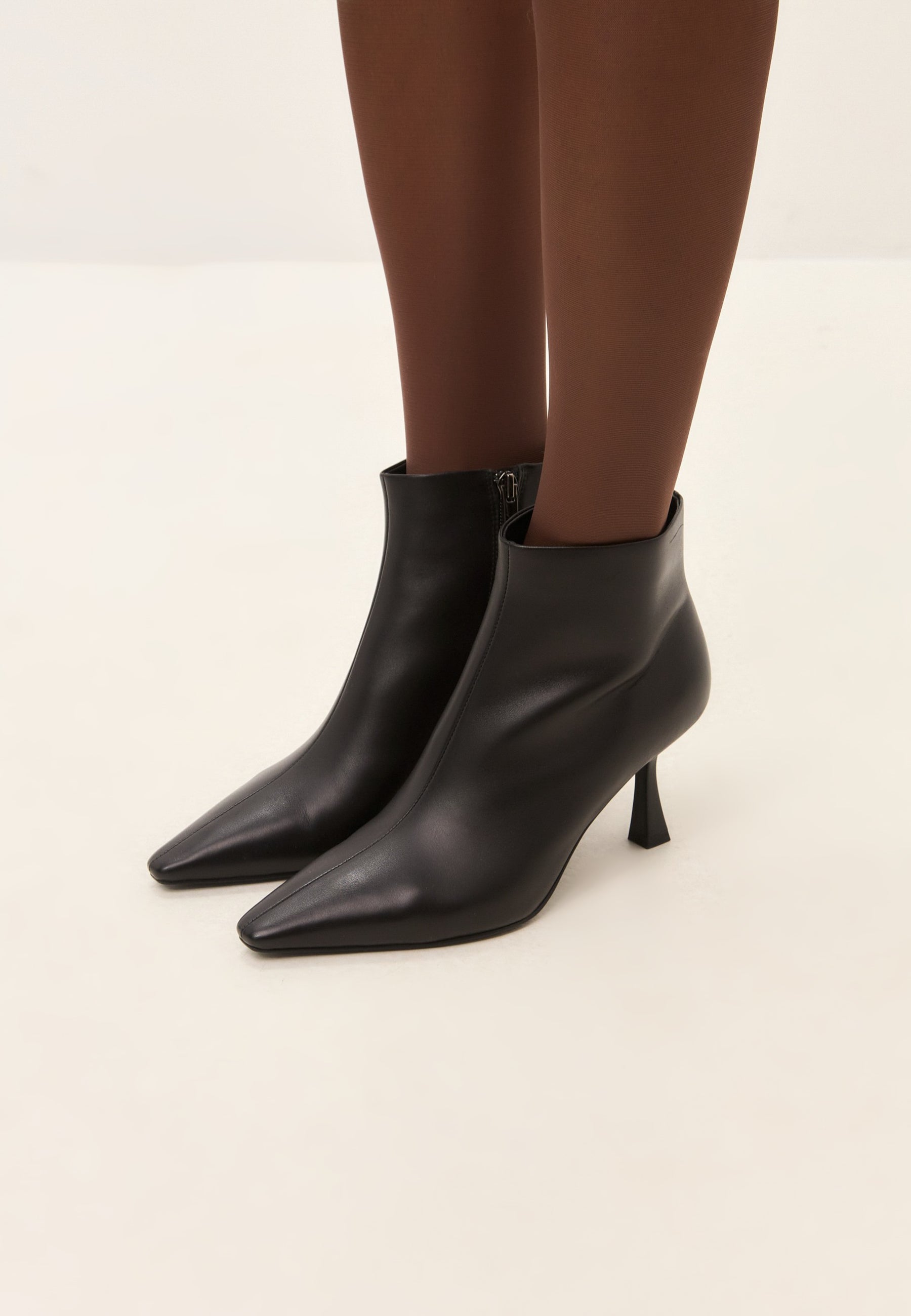 Ankle Boots with Stiletto Heel Amy - Black