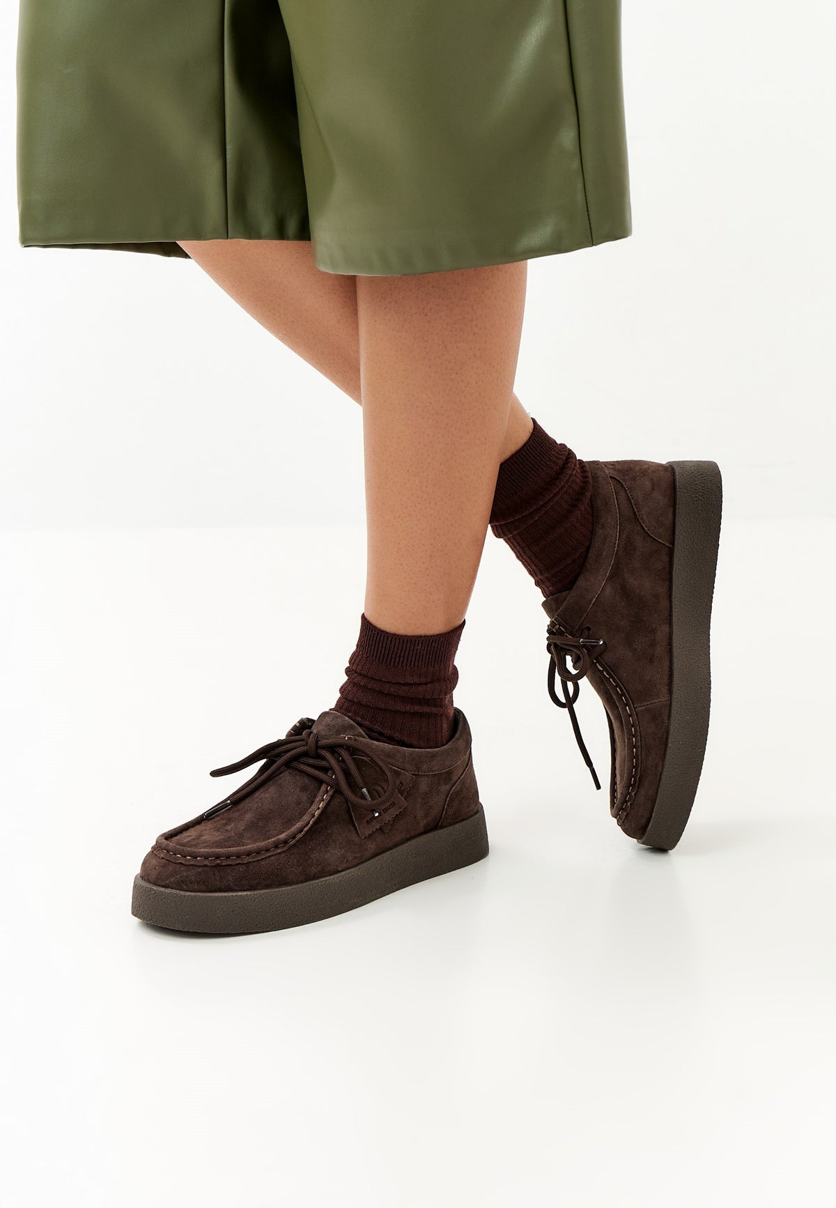 Mocasines con plataforma y cordones en color topo – Marrón oscuro