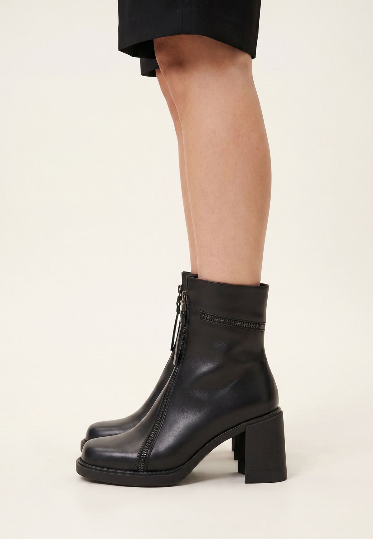 Bottines classiques à talons hauts