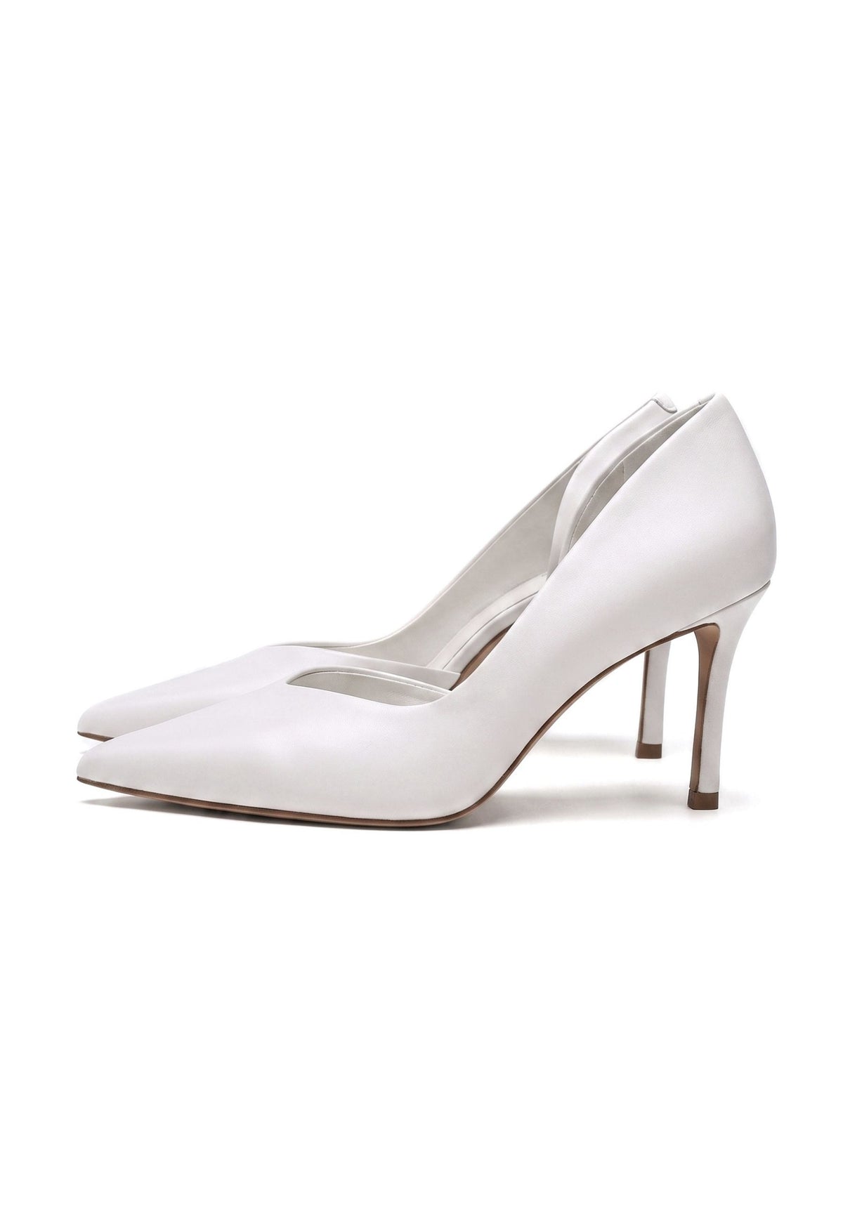 Leather Pointed Pumps - White