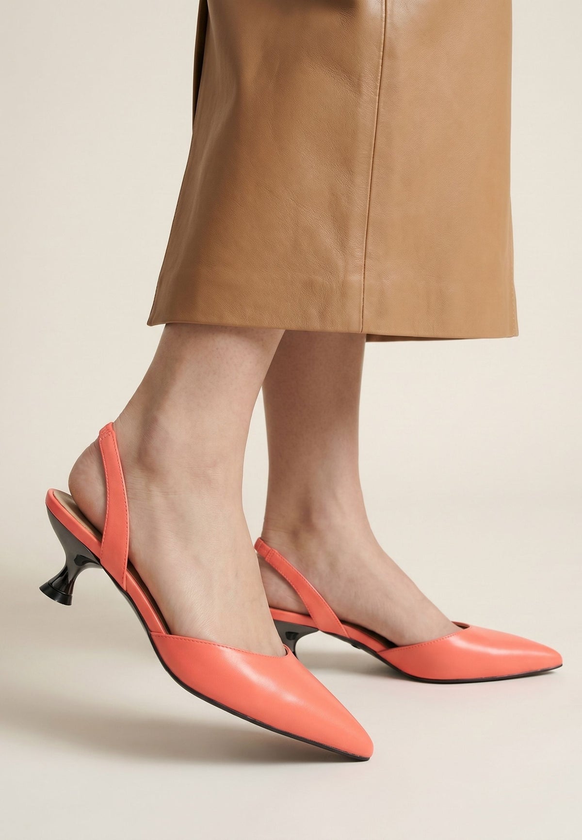 Kitten Heel Sandalen aus Leder - Orange
