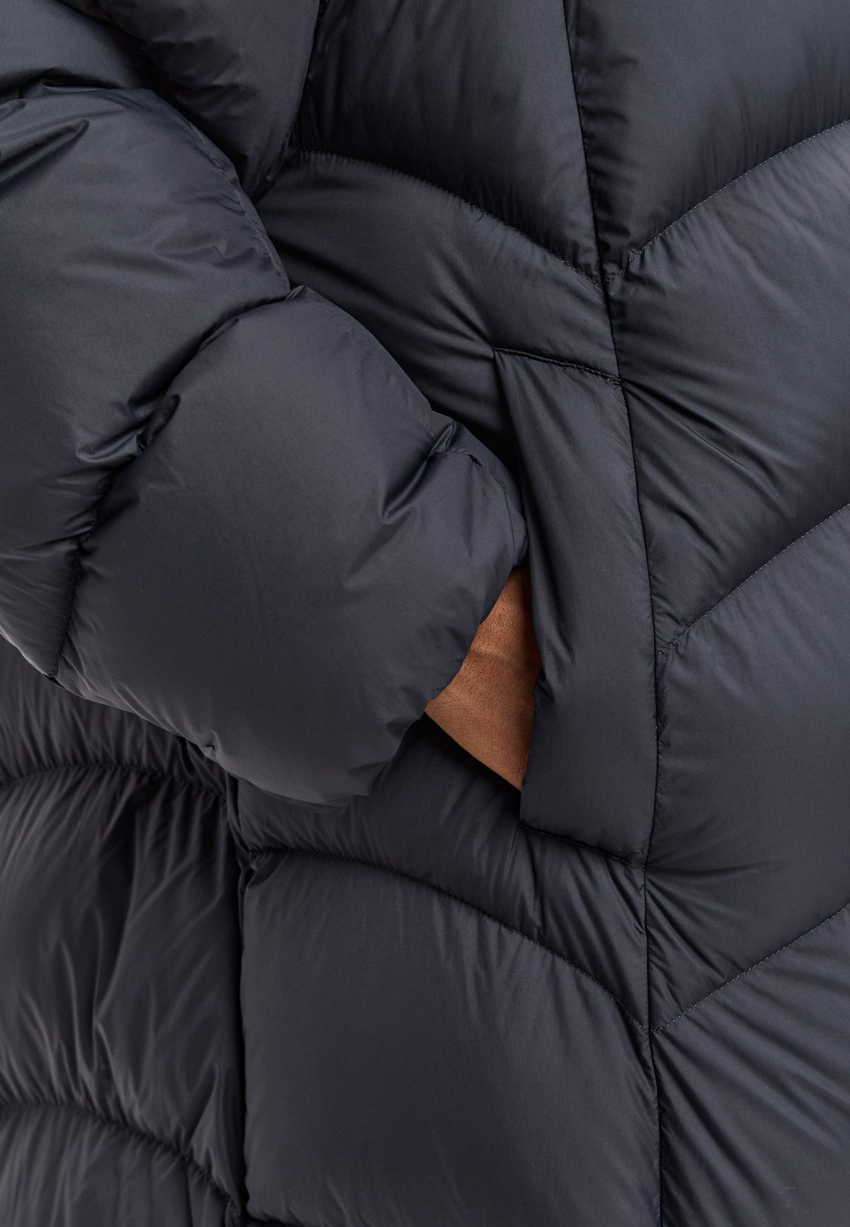 Piumino lungo trapuntato a chevron – Blu