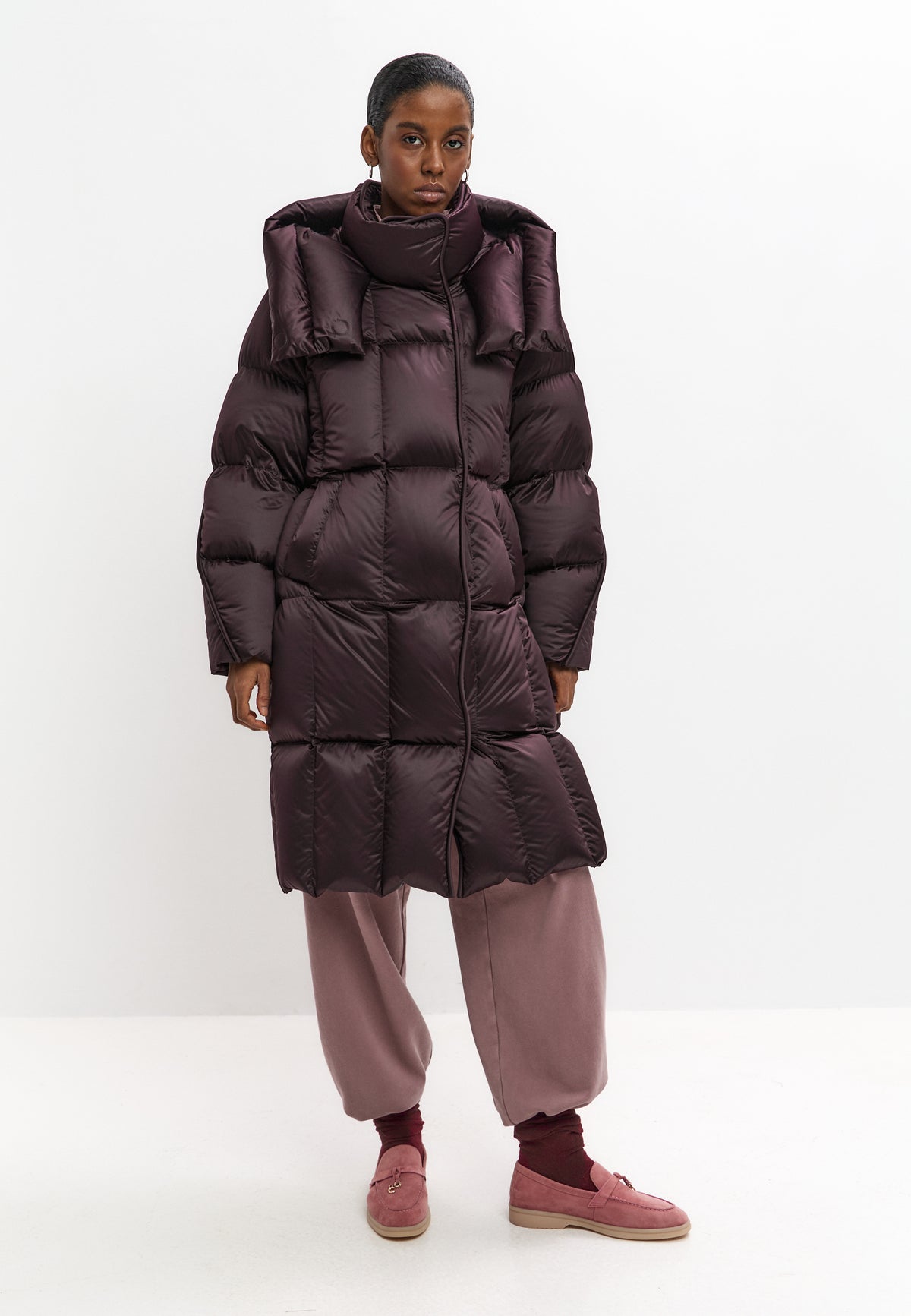 Lange oversized gewatteerde jas met capuchon – Donkerpaars