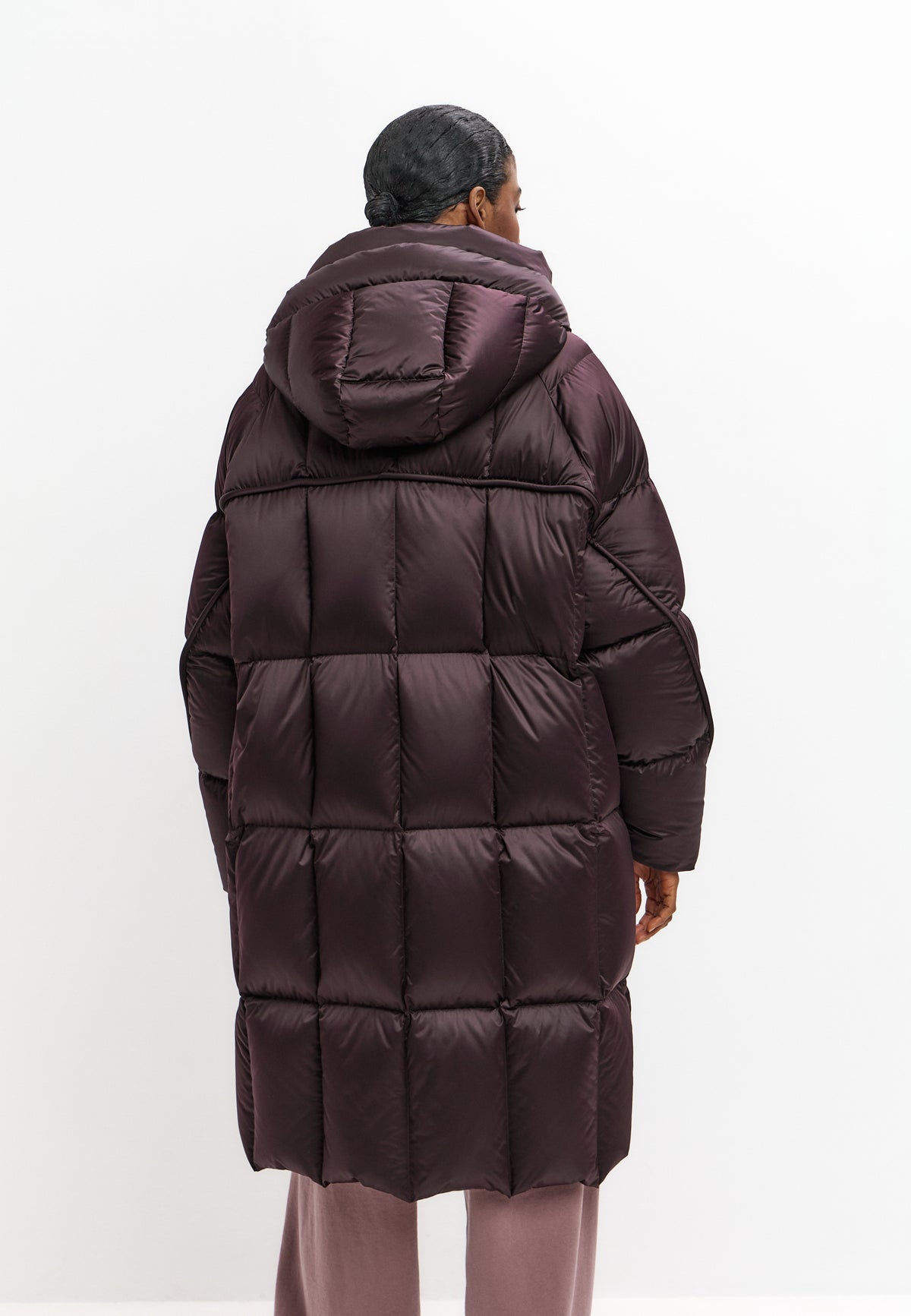 Lange oversized gewatteerde jas met capuchon – Donkerpaars