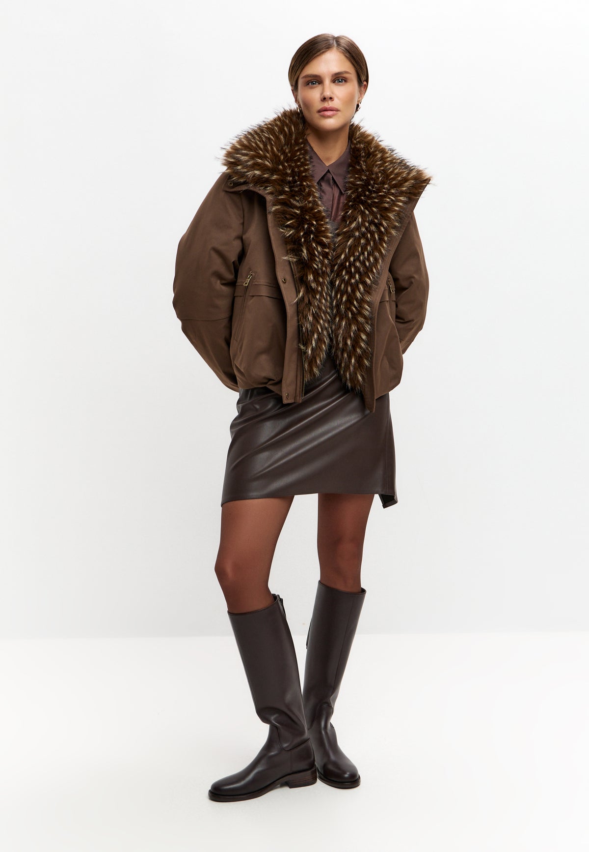 Signature jakke med oversized krave – Brun