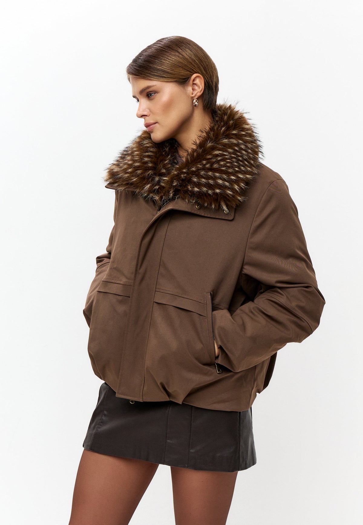 Signature jakke med oversized krave – Brun