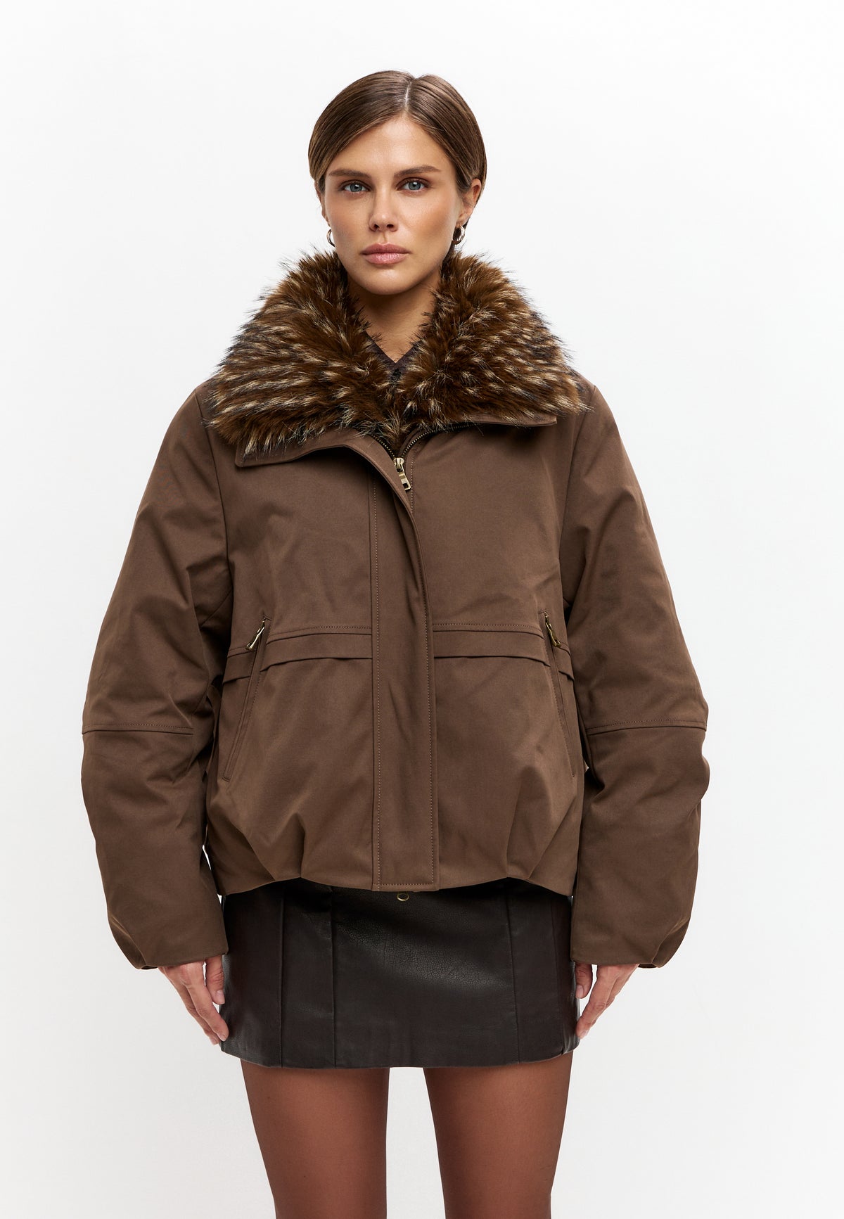 Signature jakke med oversized krave – Brun