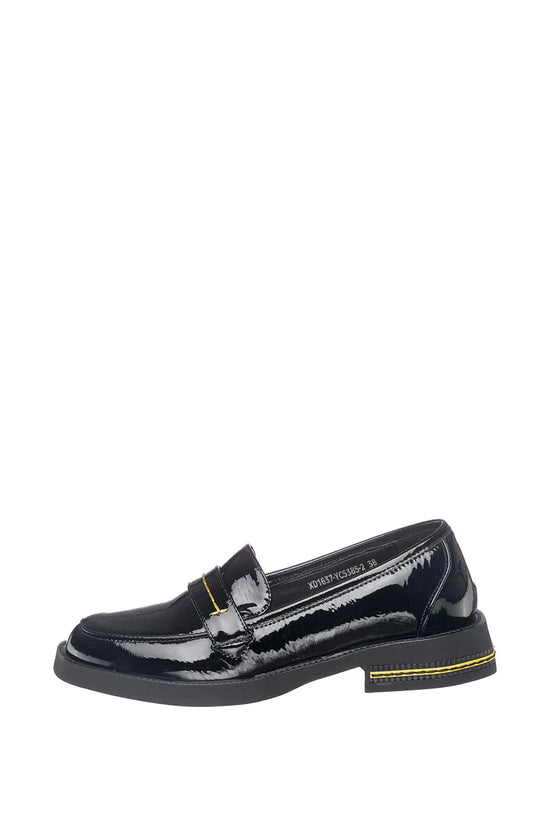 Gloss Edge Penny Loafers – Black