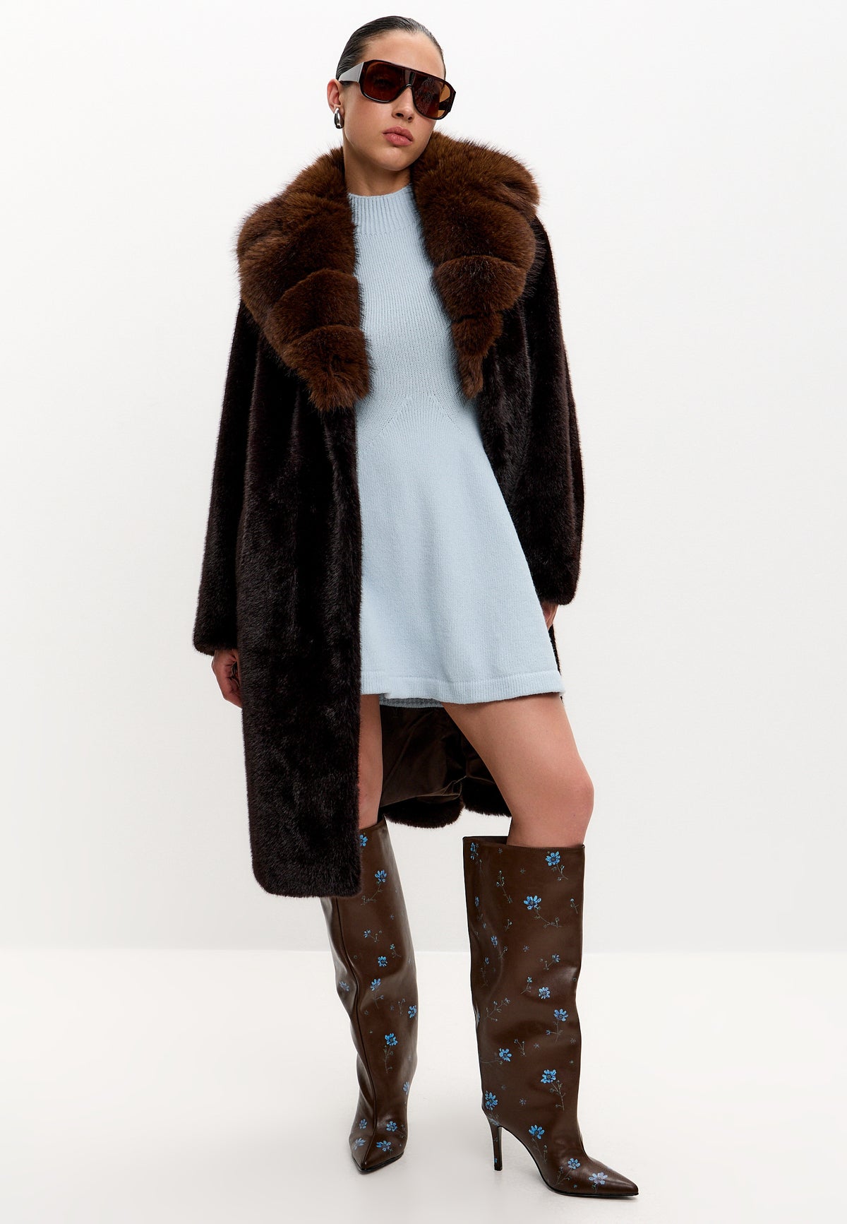 Stivali con tacco a stiletto – Marrone