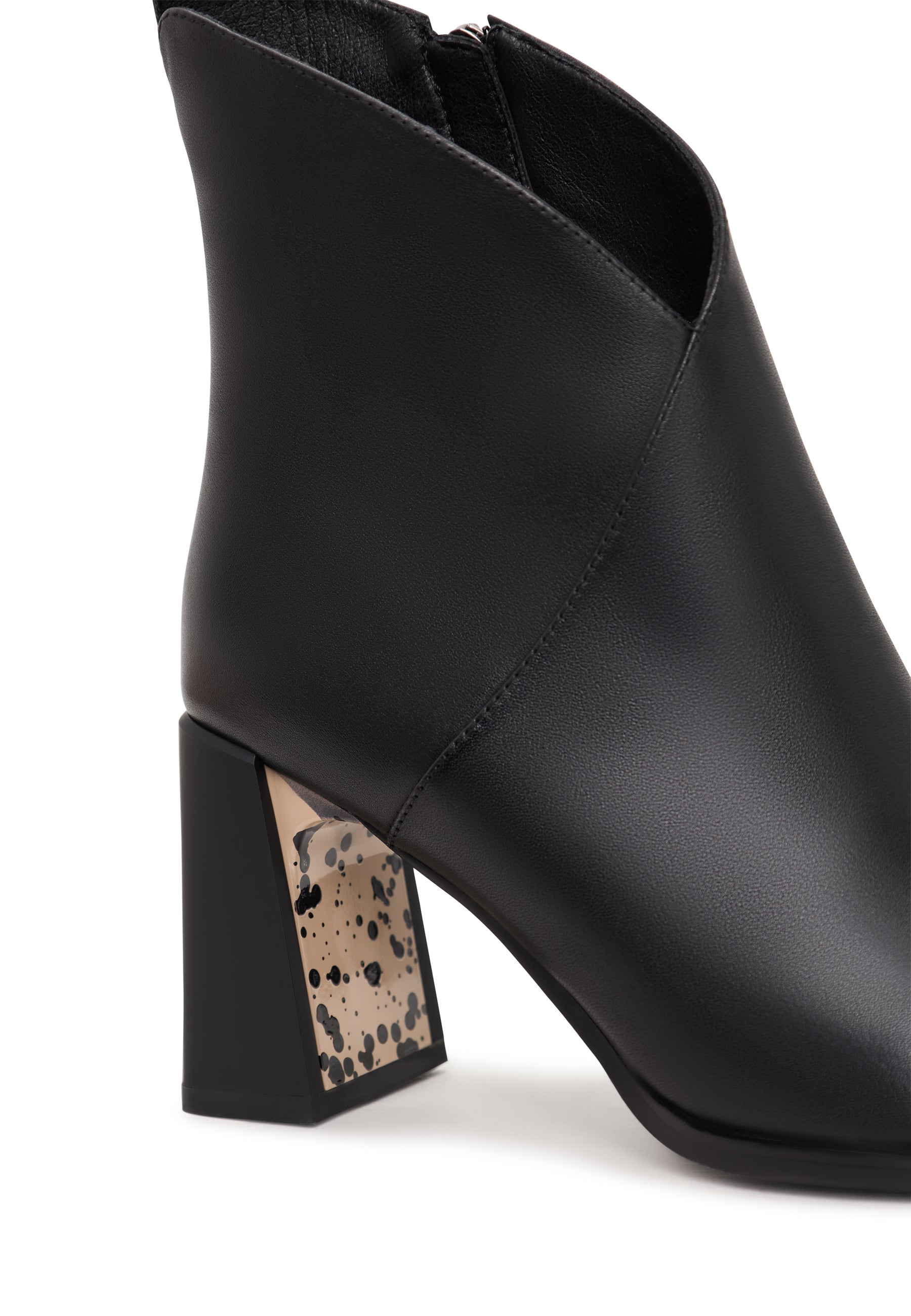 Chic Ankle Boots Aria - Black