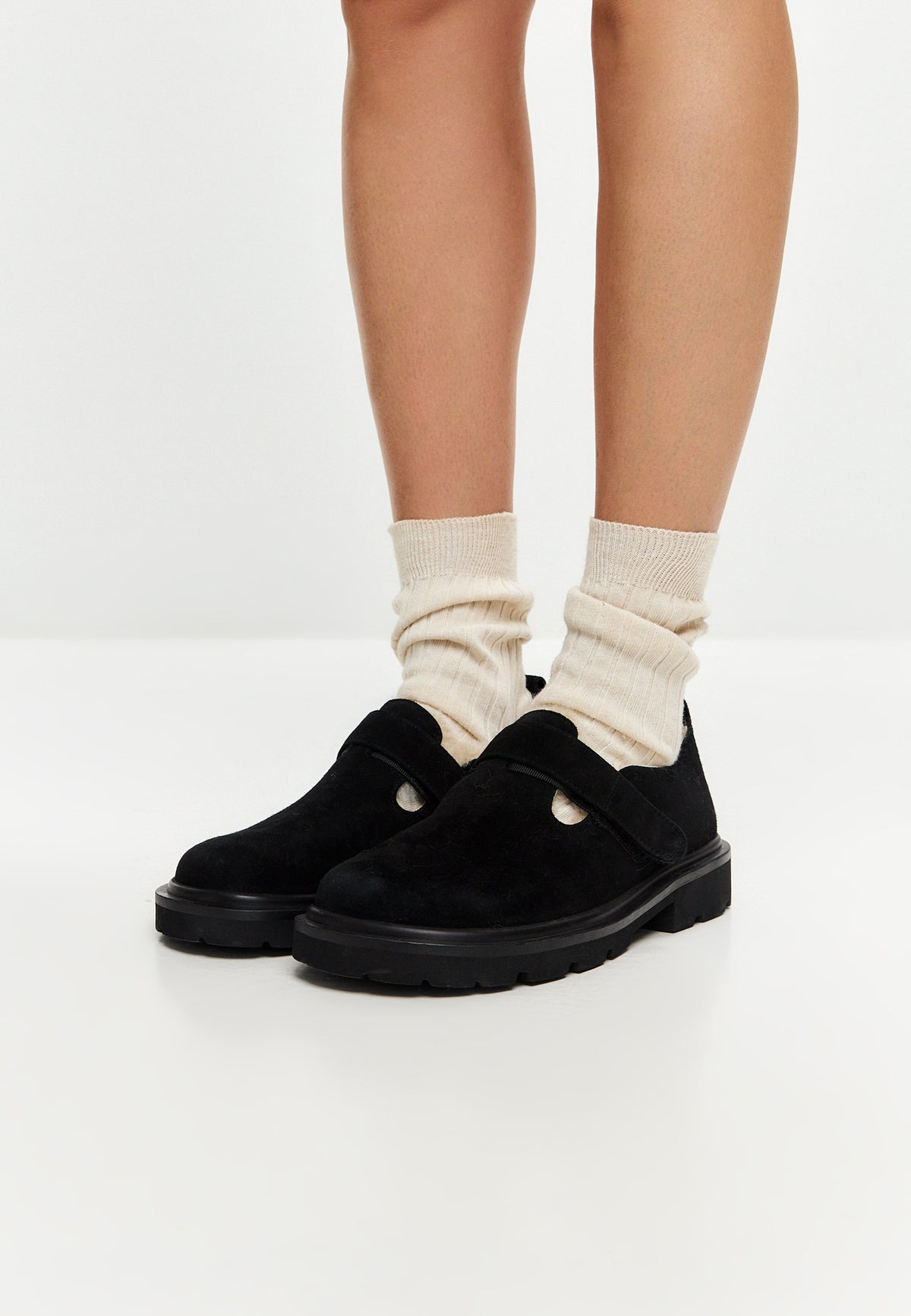 Alpine Grip Fleece Loafers - Black