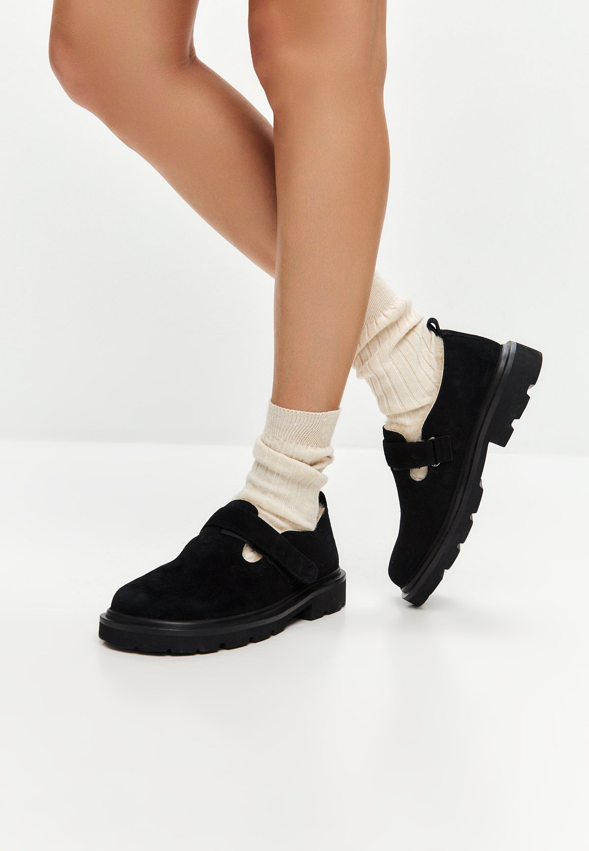 Alpine Grip Fleece Loafers - Black