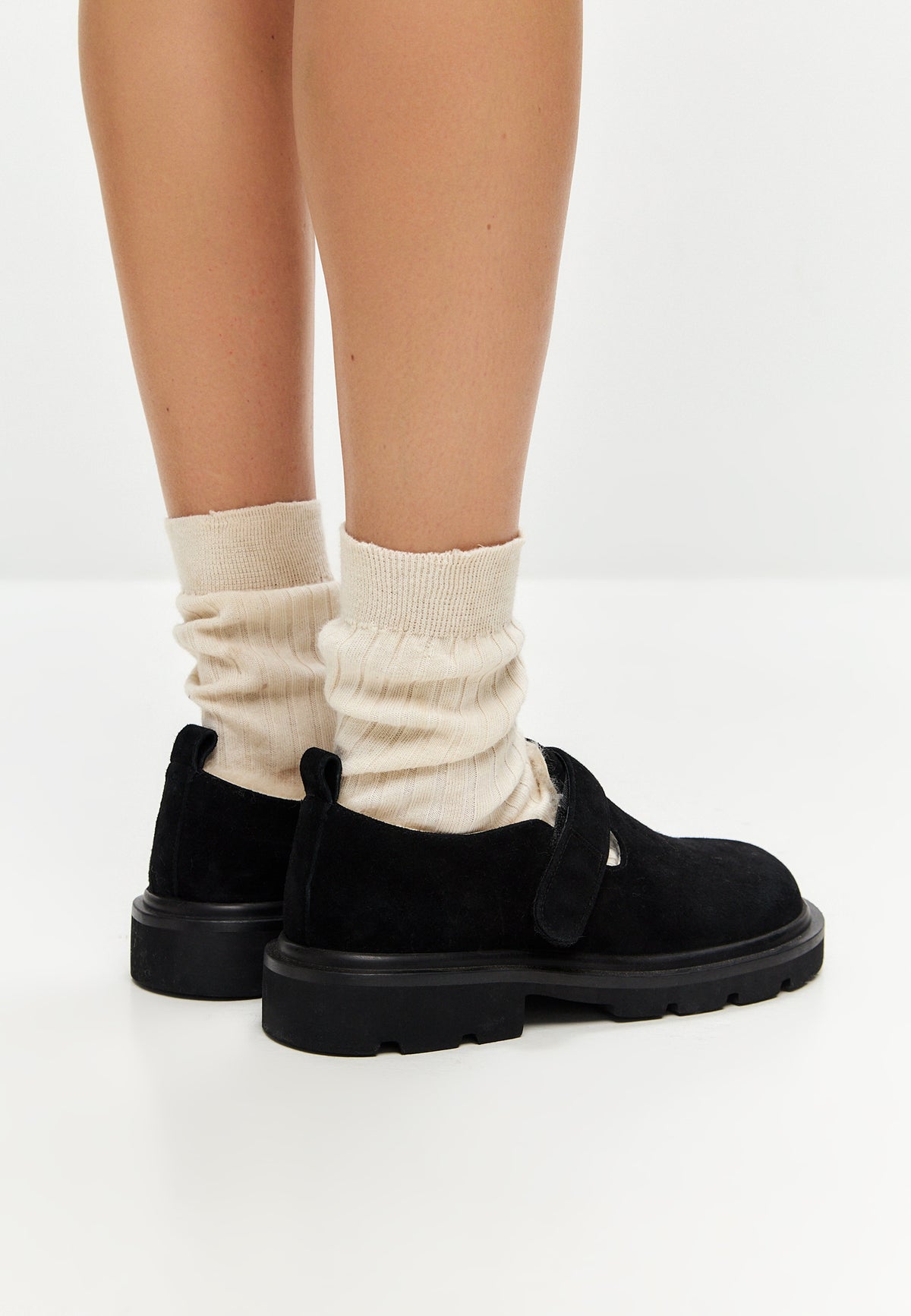 Alpine Grip Fleece Loafers - Black