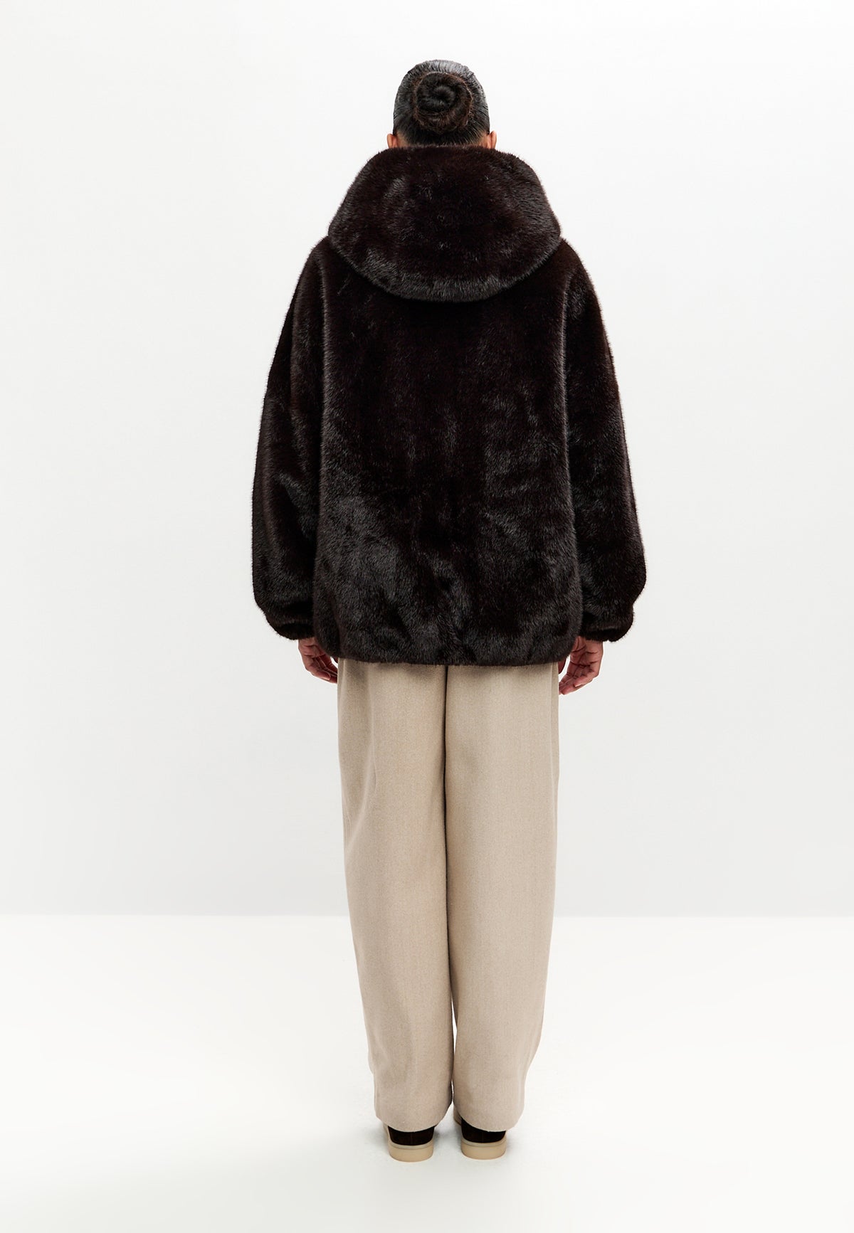 Veste à capuche en fausse fourrure Reyna – Chocolat