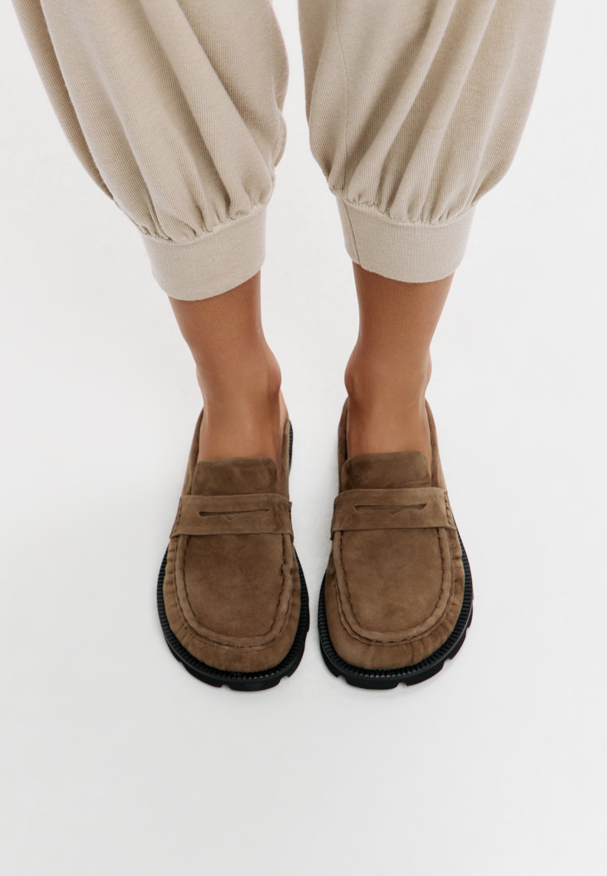 Trail Ease Suede Mules – Light Brown