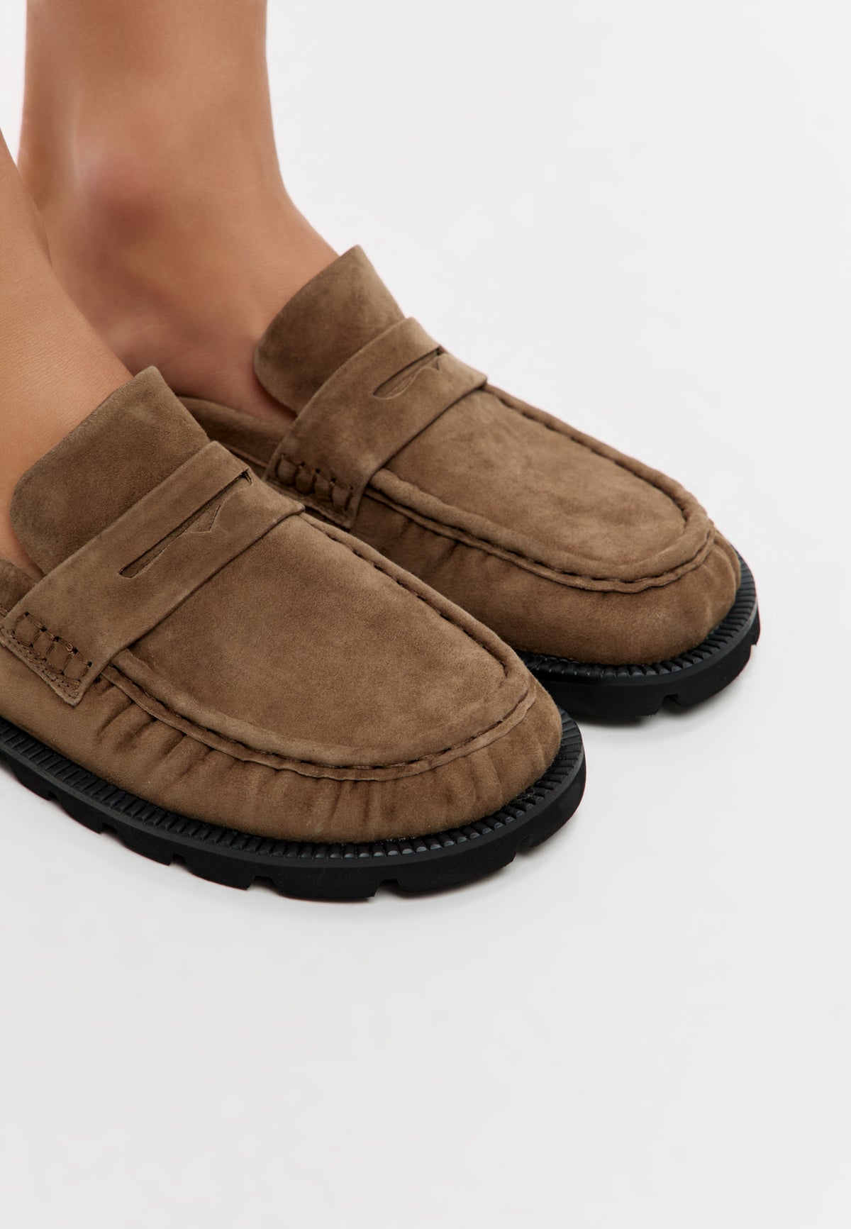 Trail Ease Suede Mules – Light Brown