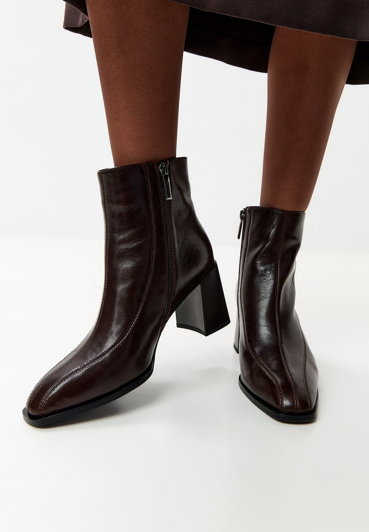 Bottines Sophia à talon bloc – Marron