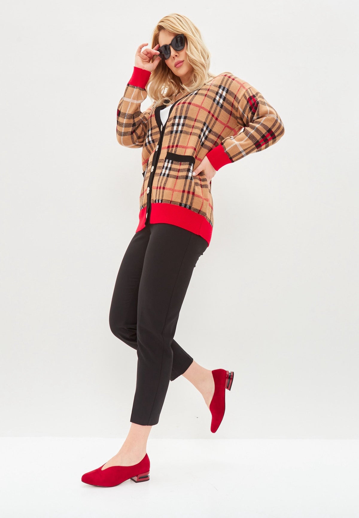 Ballerinor i mocka med spetsig tå