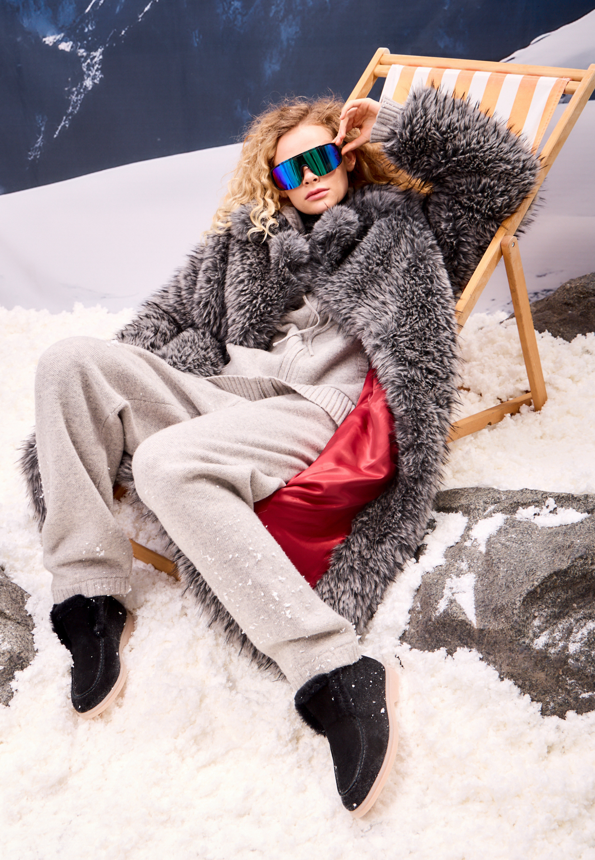 Luxurious Faux Fur Coat Natalie  - Black