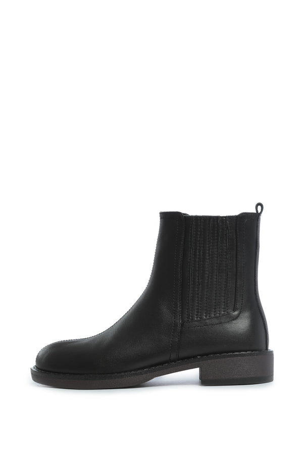 Schlanke Chelsea-Stiefel für die Stadt