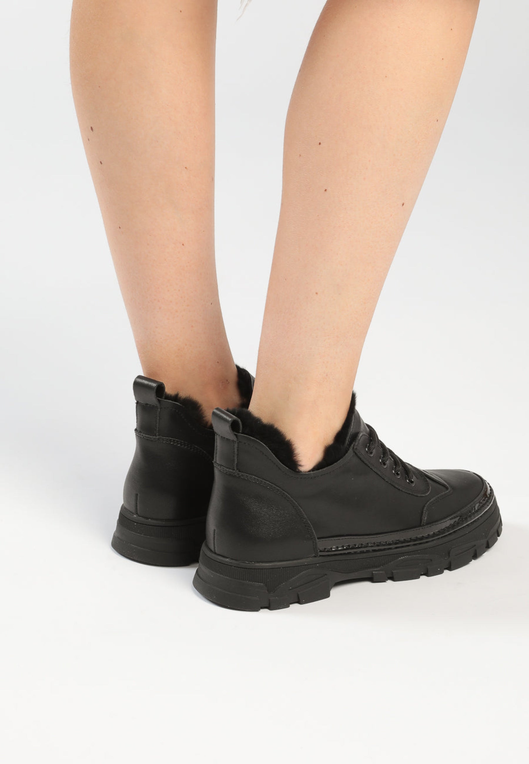 Chunky Merino Wool Ankle Boots - Black