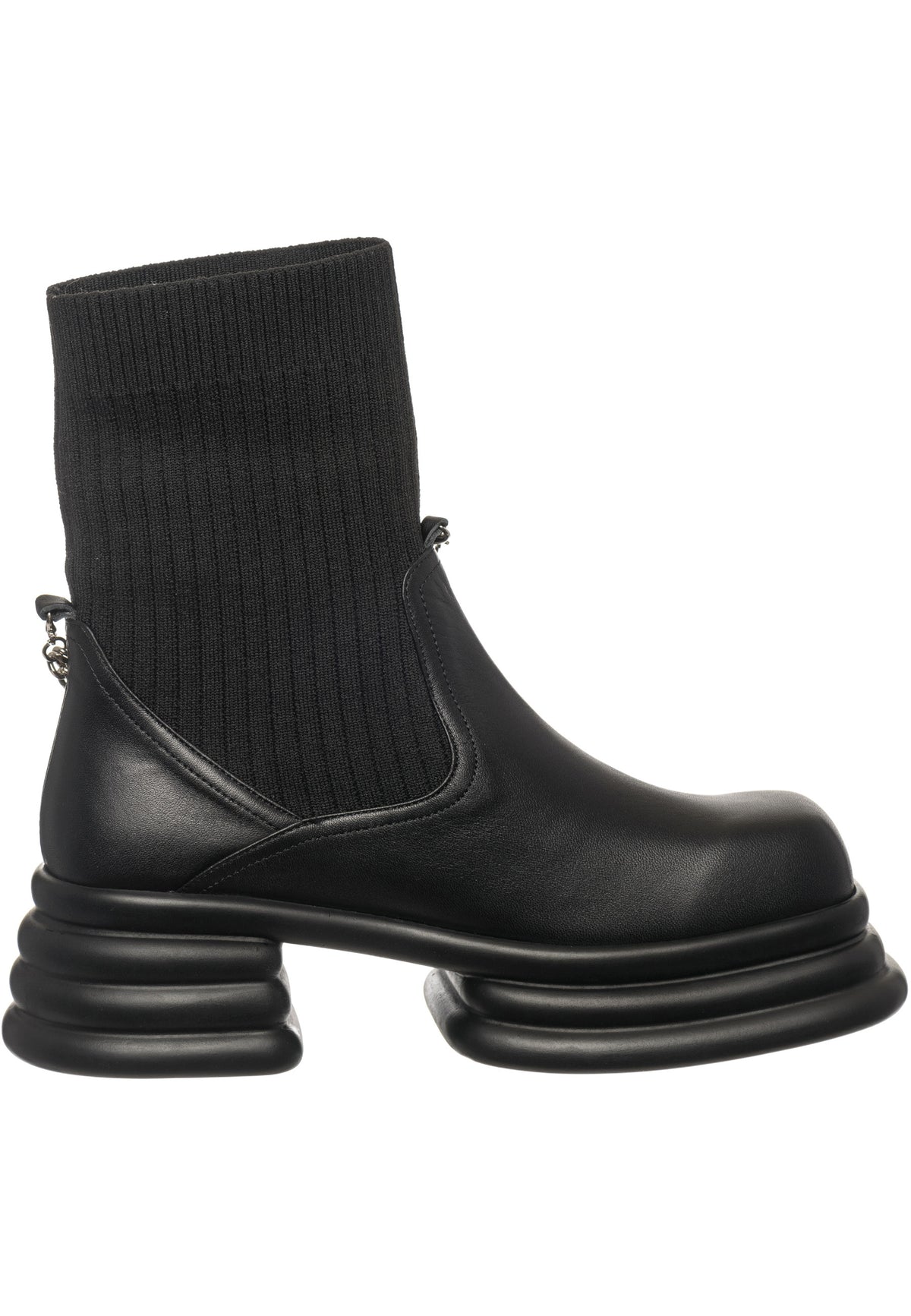 Buty za kostkę z prążkowanej skarpety z łańcuszkiem