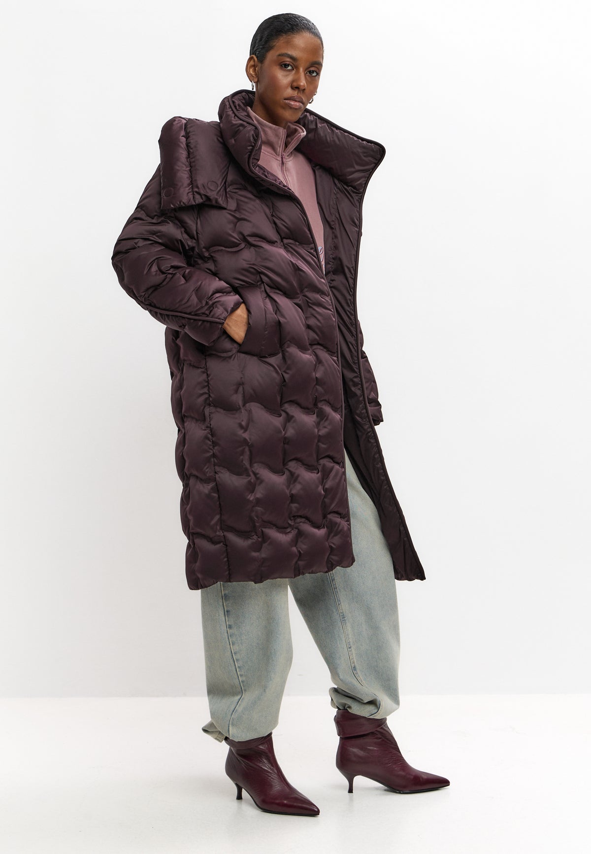 Manteau long matelassé à capuche – Violet