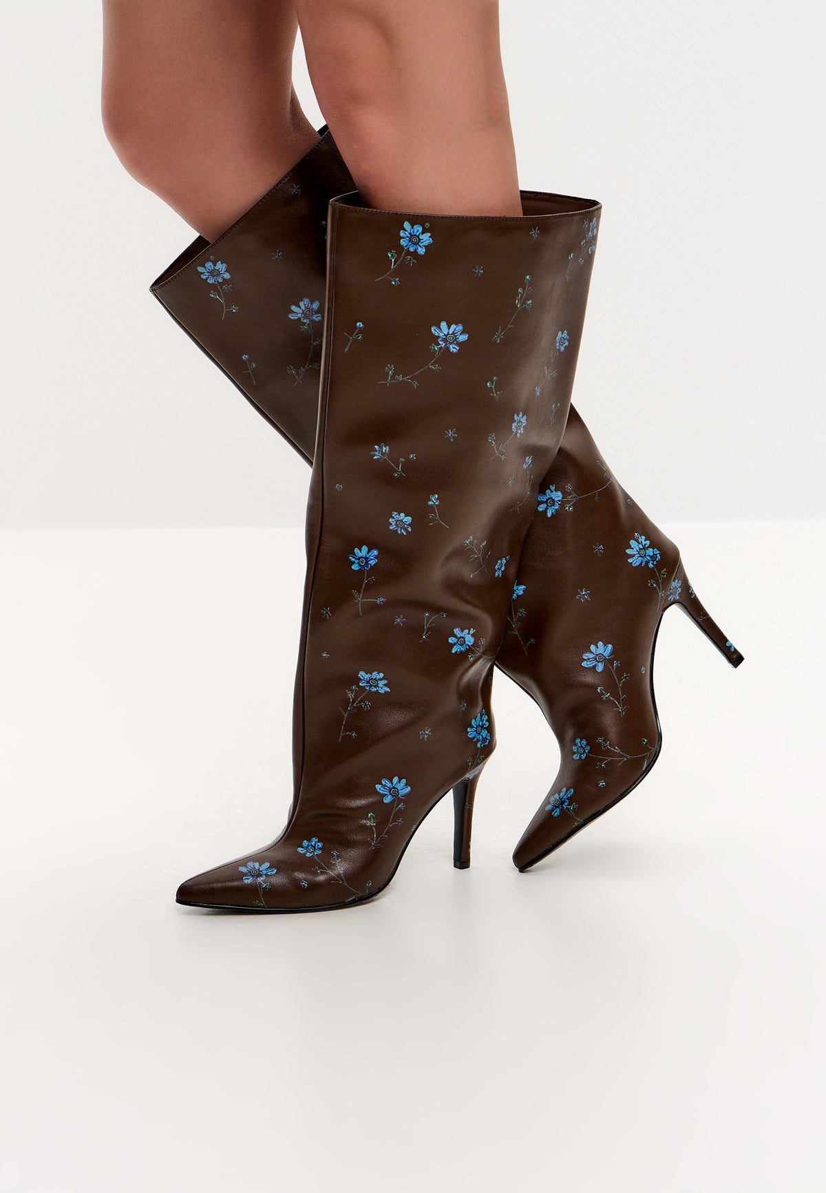 Stivali con tacco a stiletto – Marrone