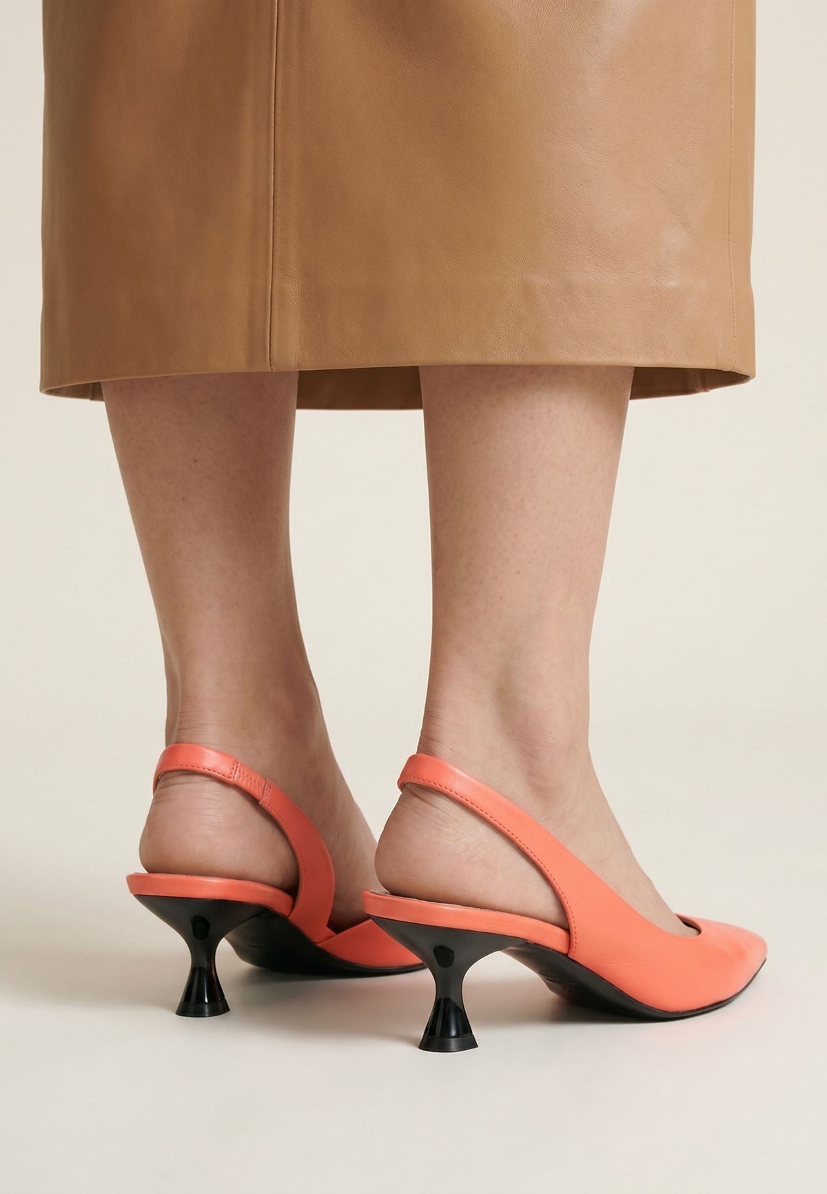 Kitten Heel Sandalen aus Leder - Orange