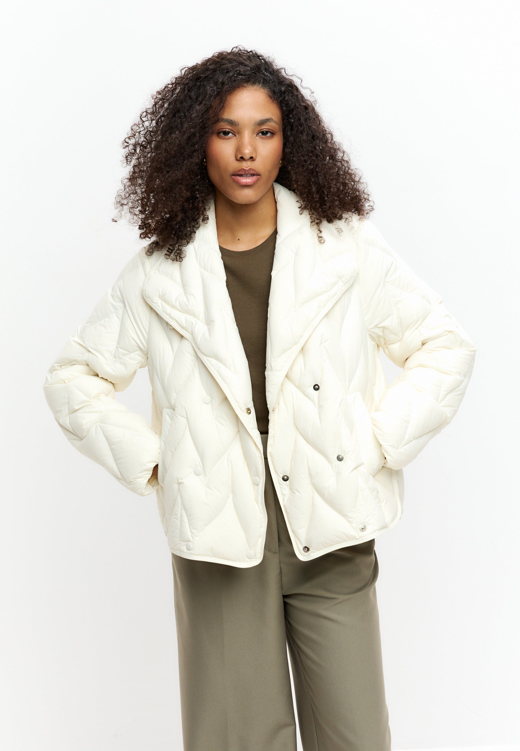 Giacca corta trapuntata a chevron – Milky