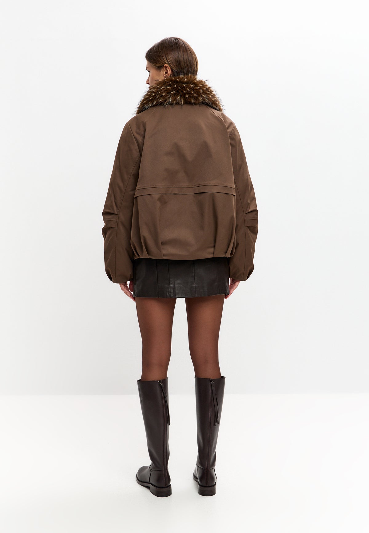 Signature jakke med oversized krave – Brun
