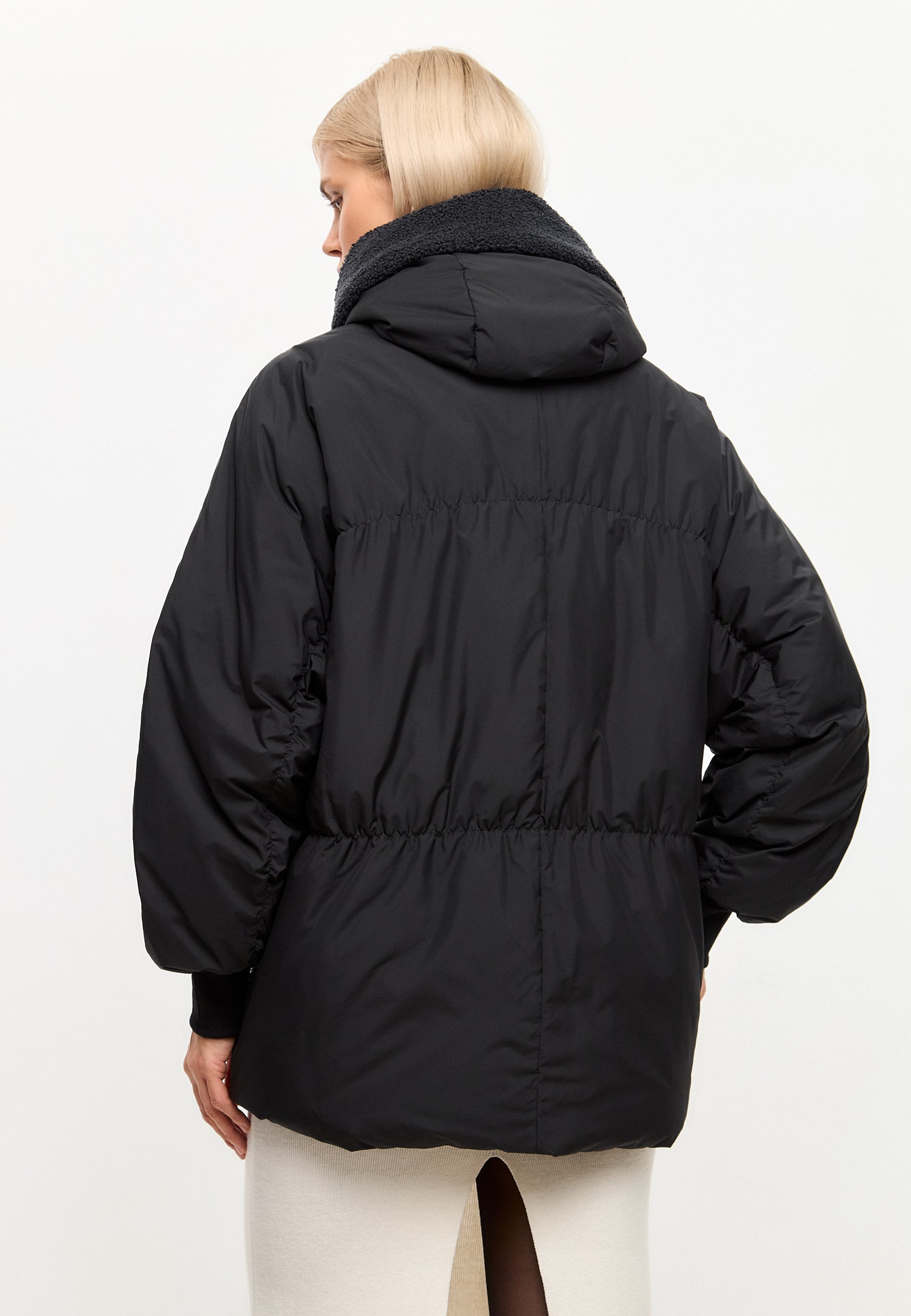 Shearling-Collar Puffer Jacket - Black