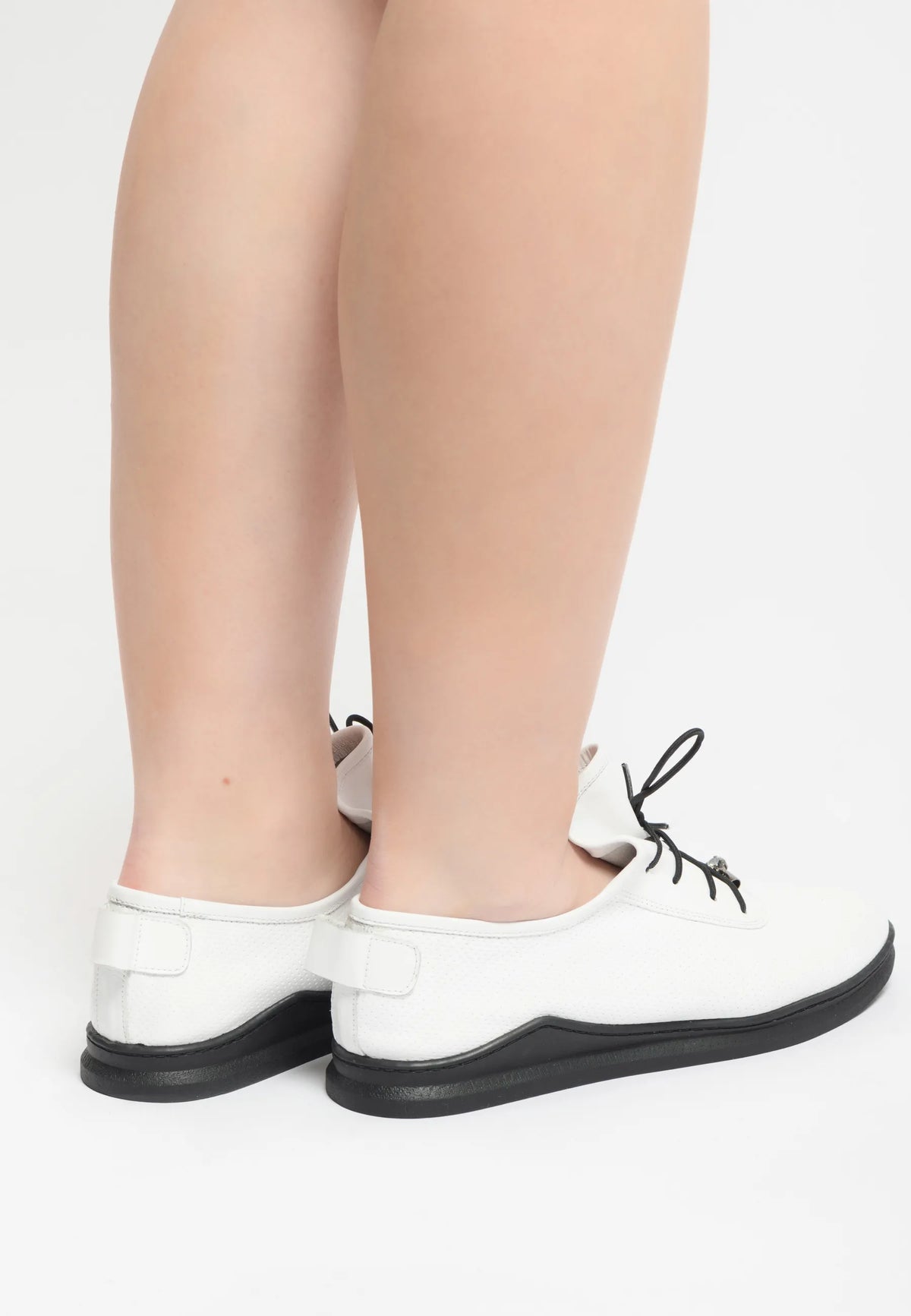 Schnürsenkel-Sneaker aus Leder