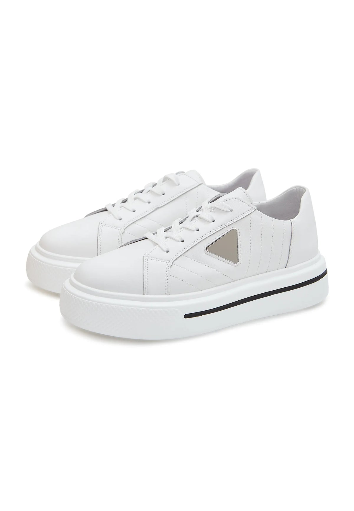 Nova Platform Leather Sneakers