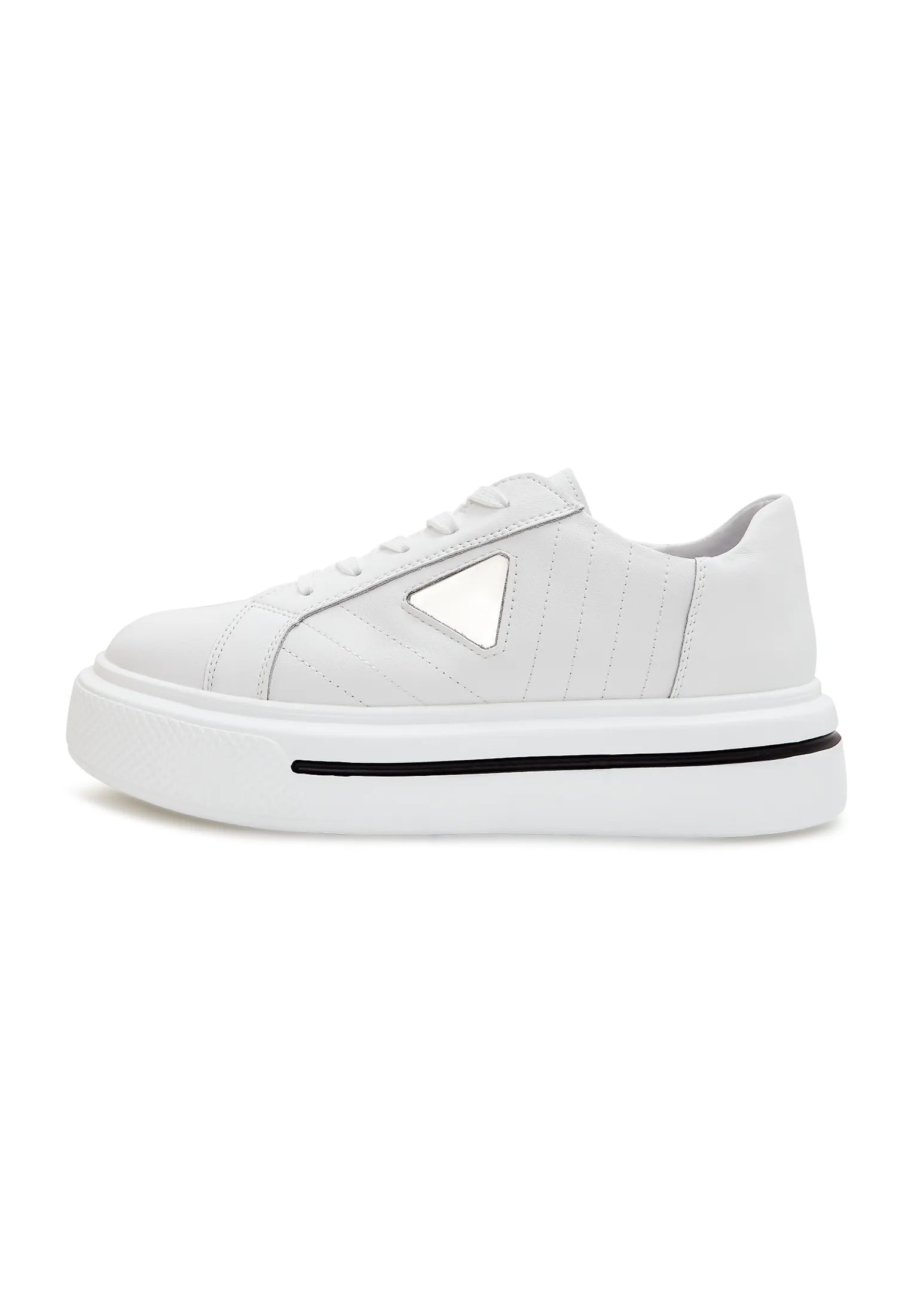 Nova Platform Leather Sneakers