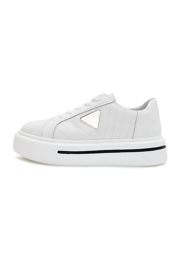 Nova Platform Leather Sneakers