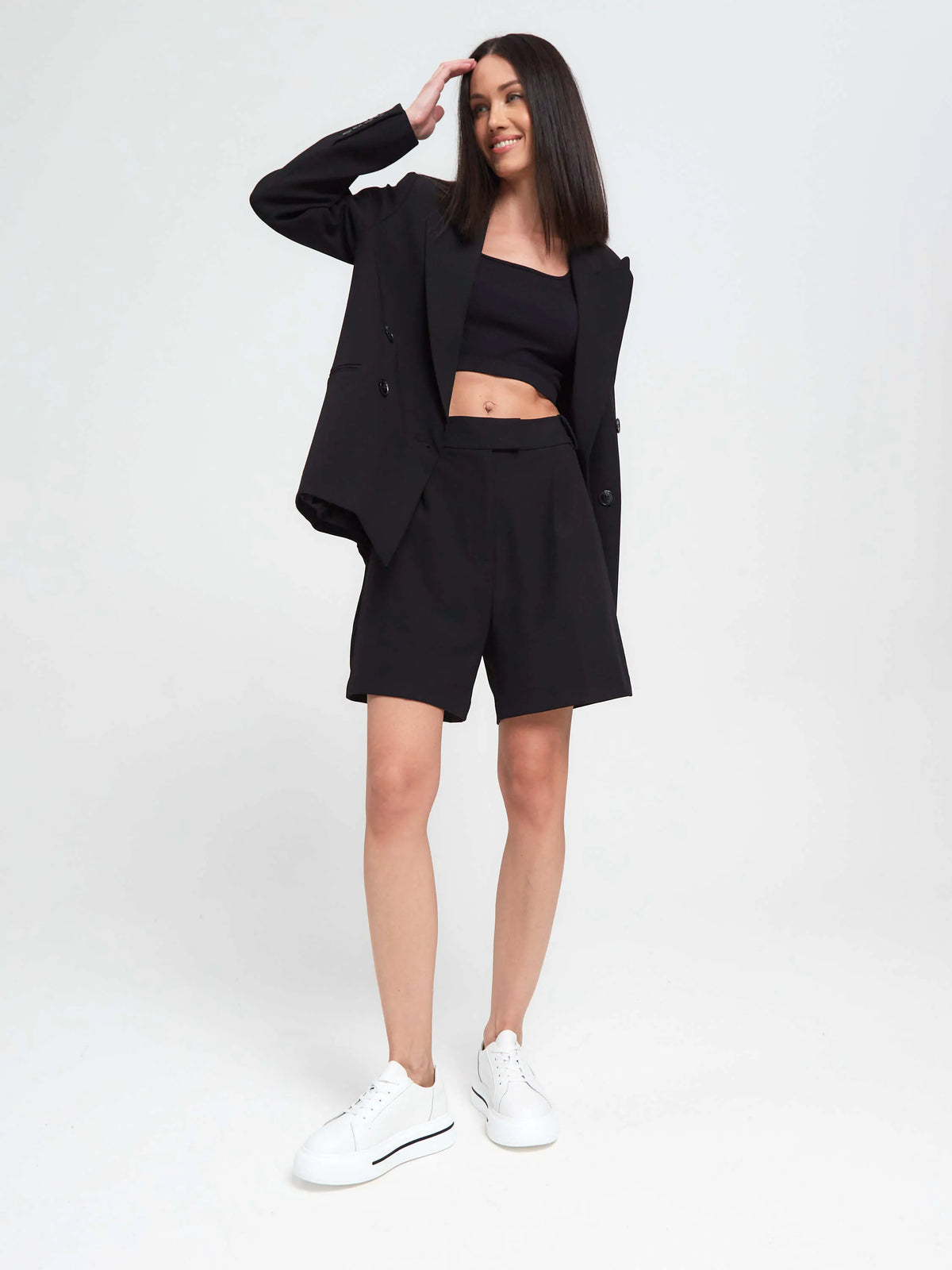 Nova Platform Leather Sneakers