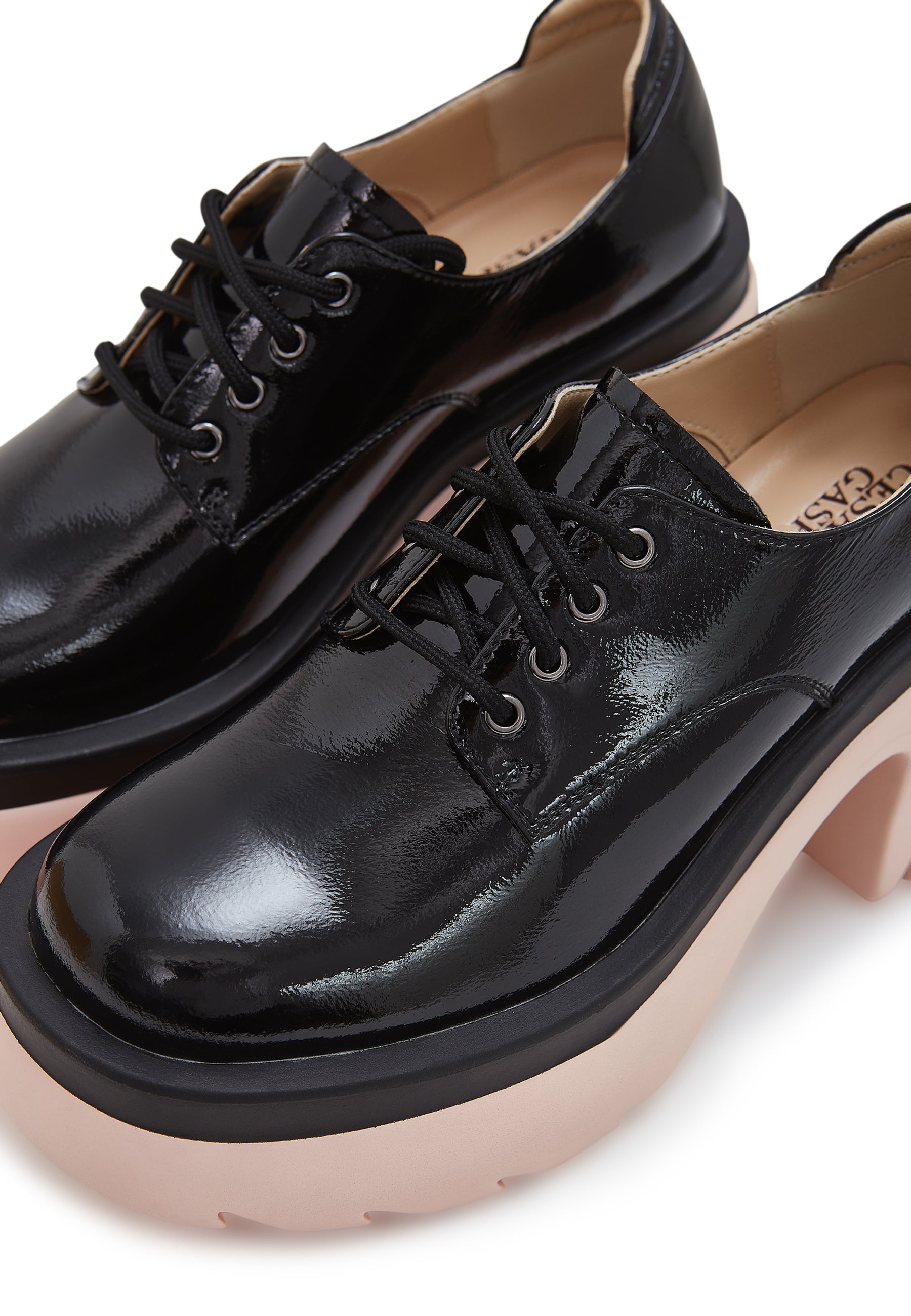 Bold Block Heel Oxfords - Black