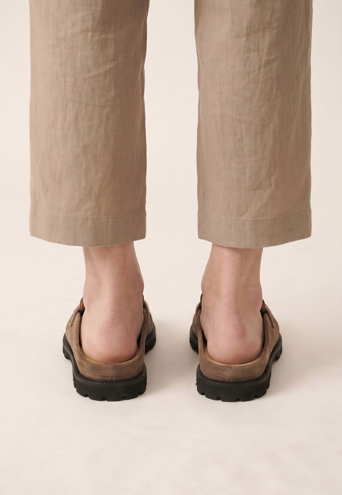 Trail Ease Suede Mules – Light Brown