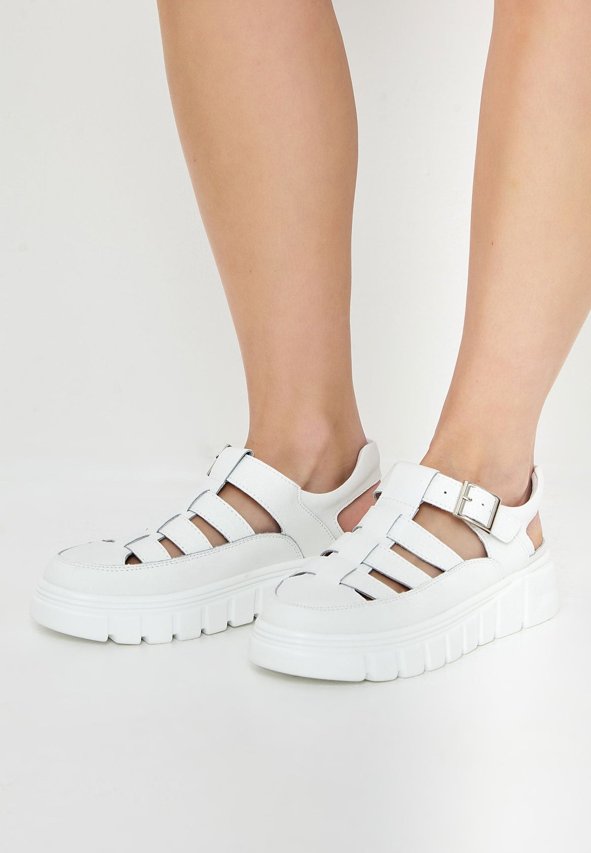 Elegantes sandalias urbanas de plataforma