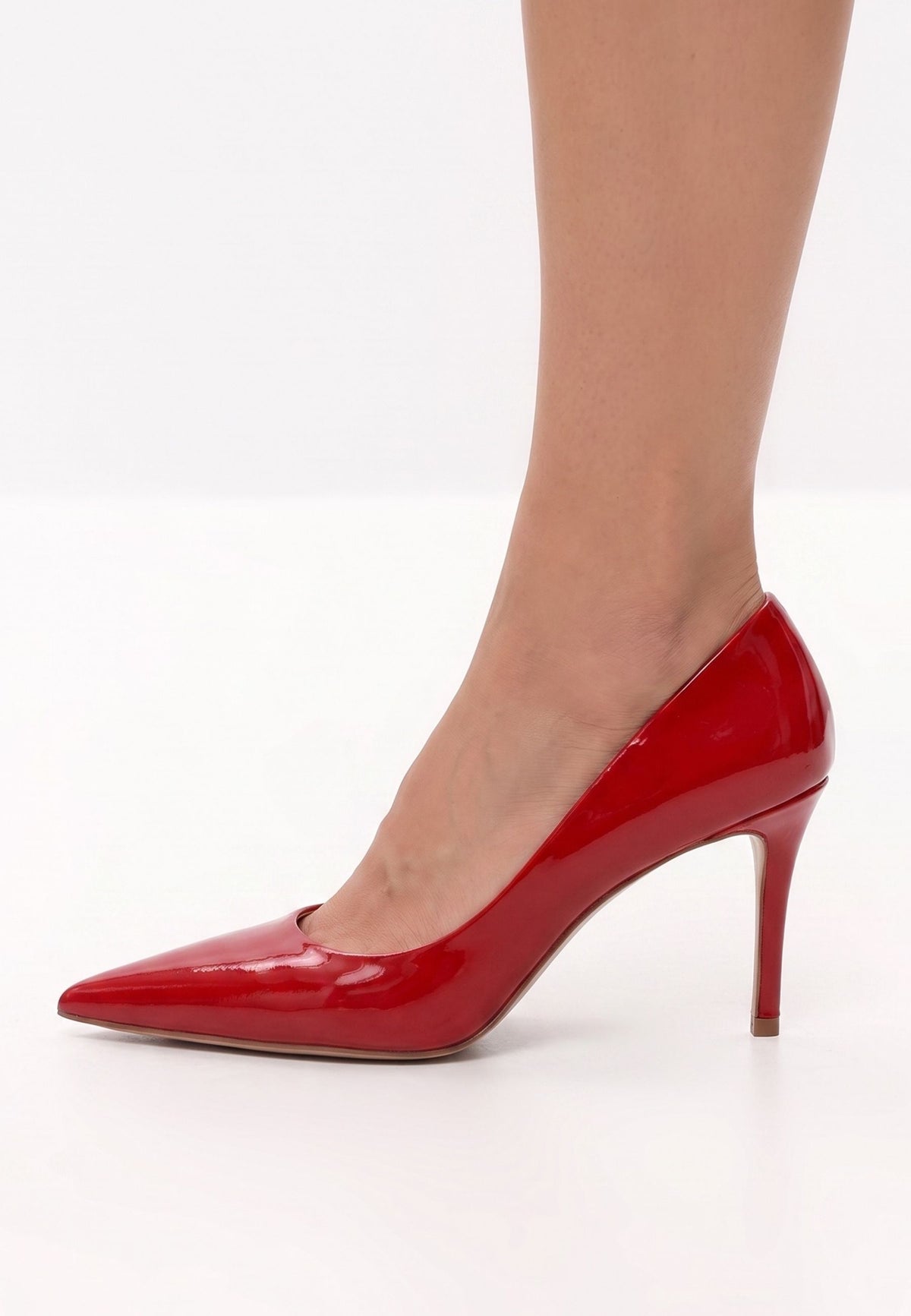 Escarpins pointus en cuir – Rouge